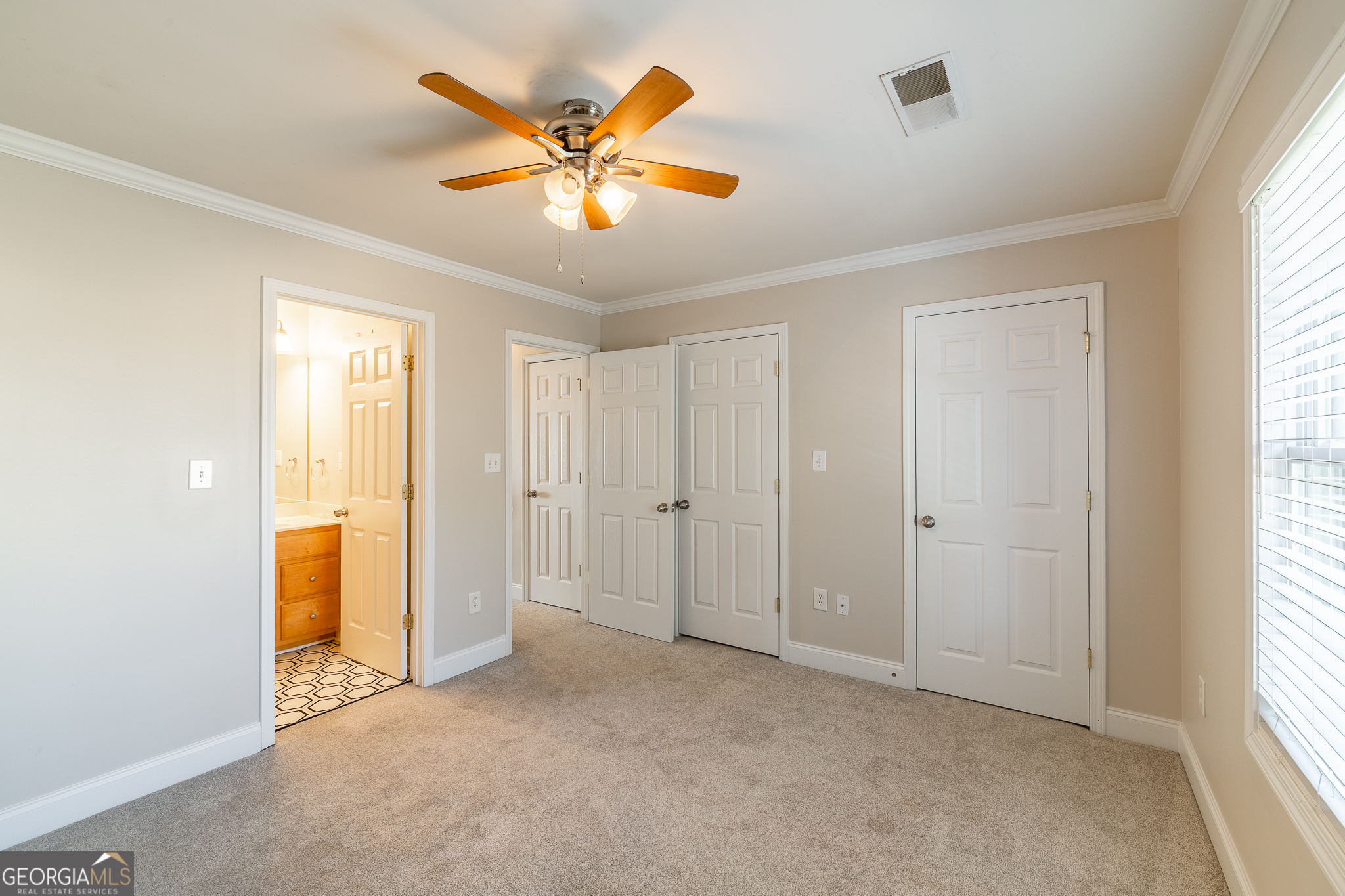 105 Whitehead Road # 21 Property Photo 14