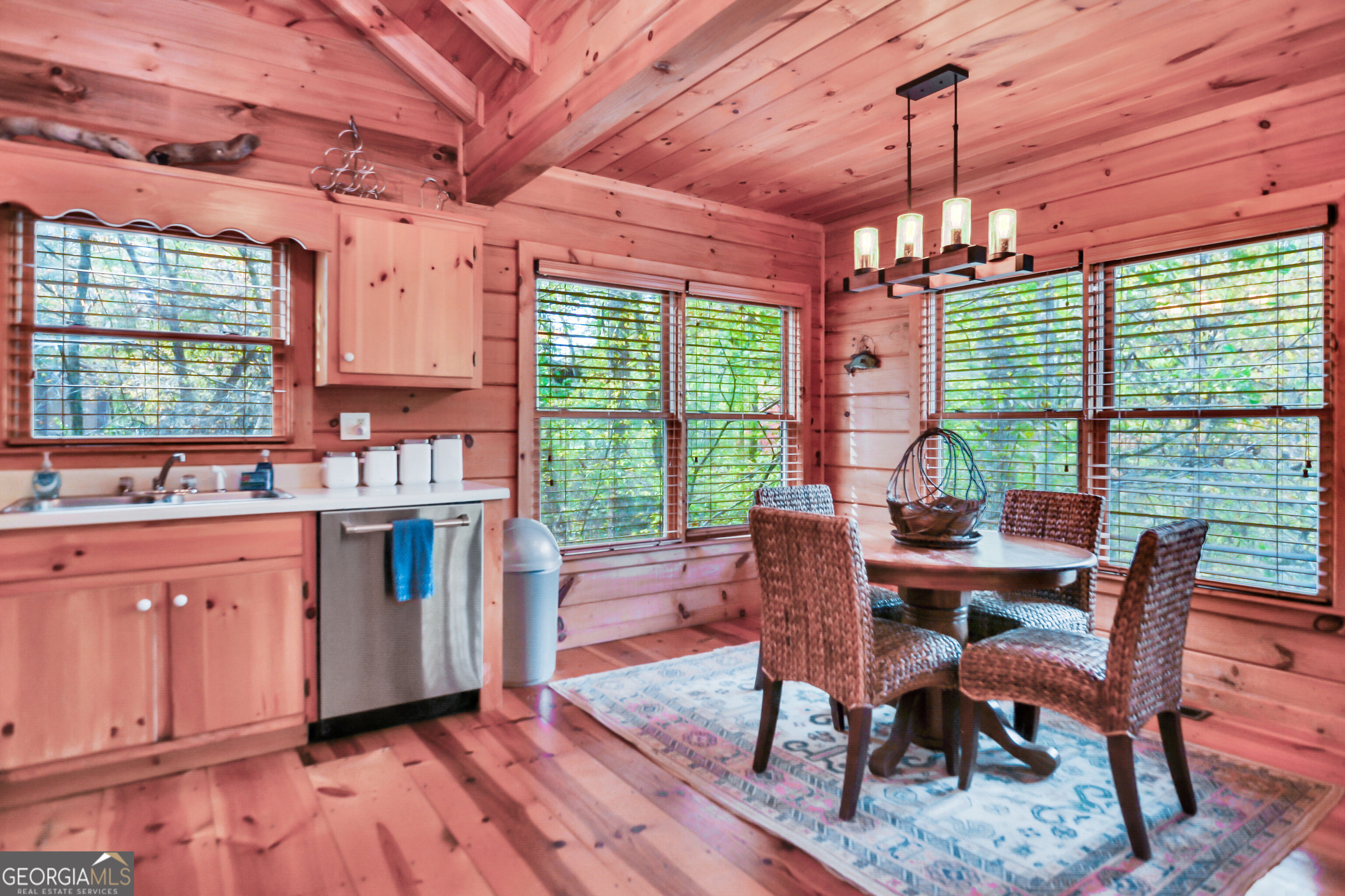 4057 Whitepath Road Property Photo 9