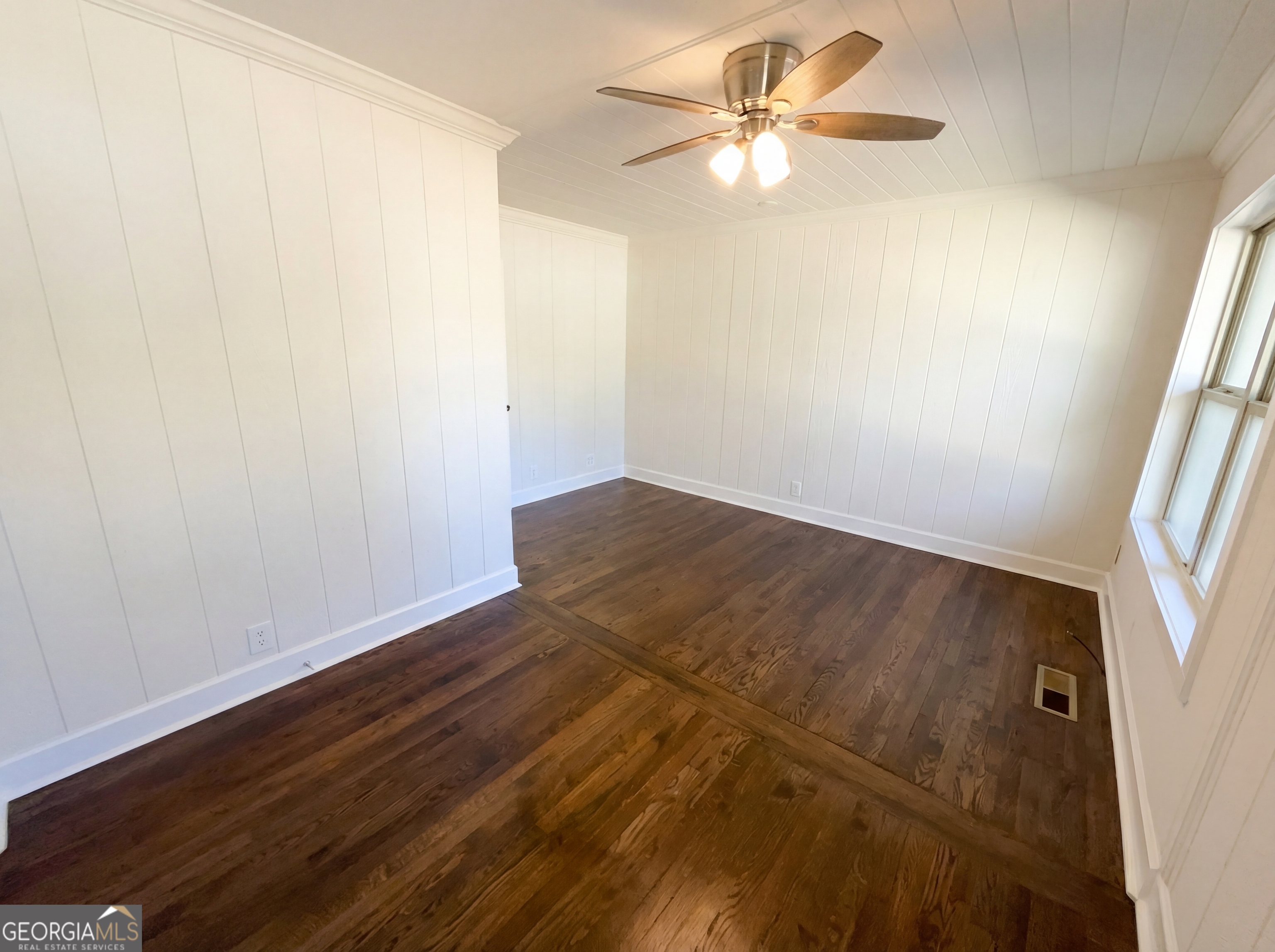 310 Terrace Street Property Photo 4