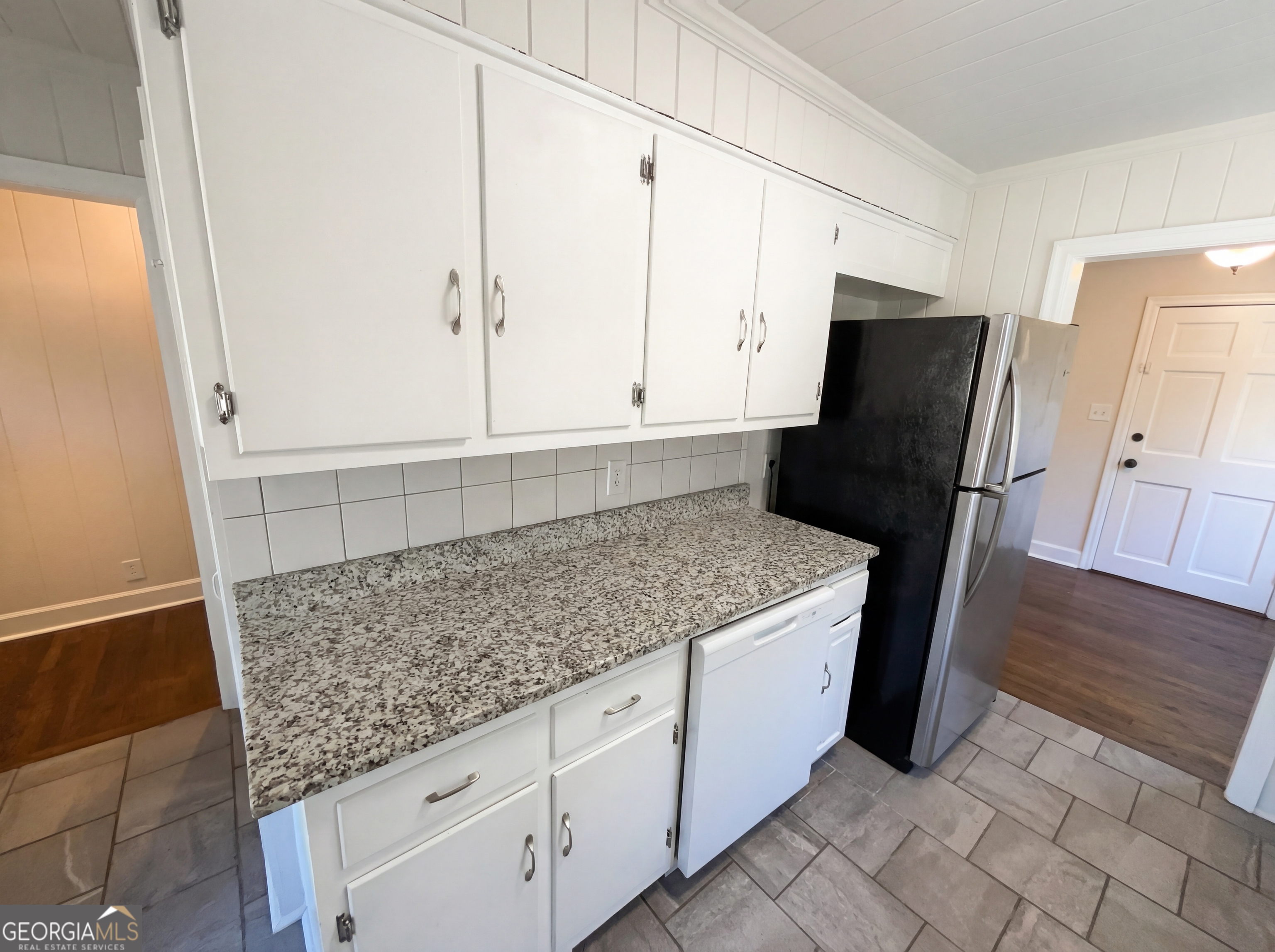 310 Terrace Street Property Photo 7