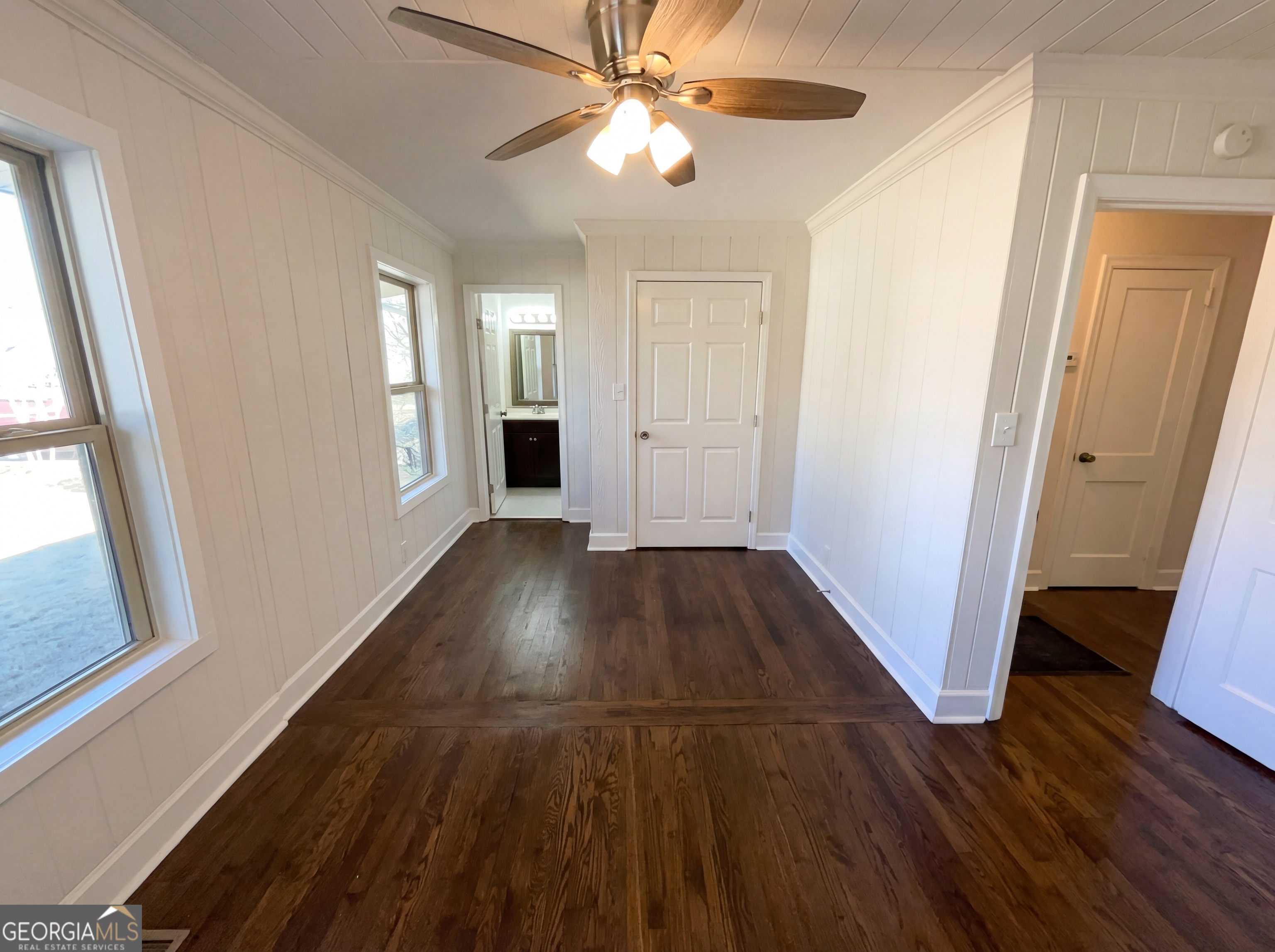310 Terrace Street Property Photo 9