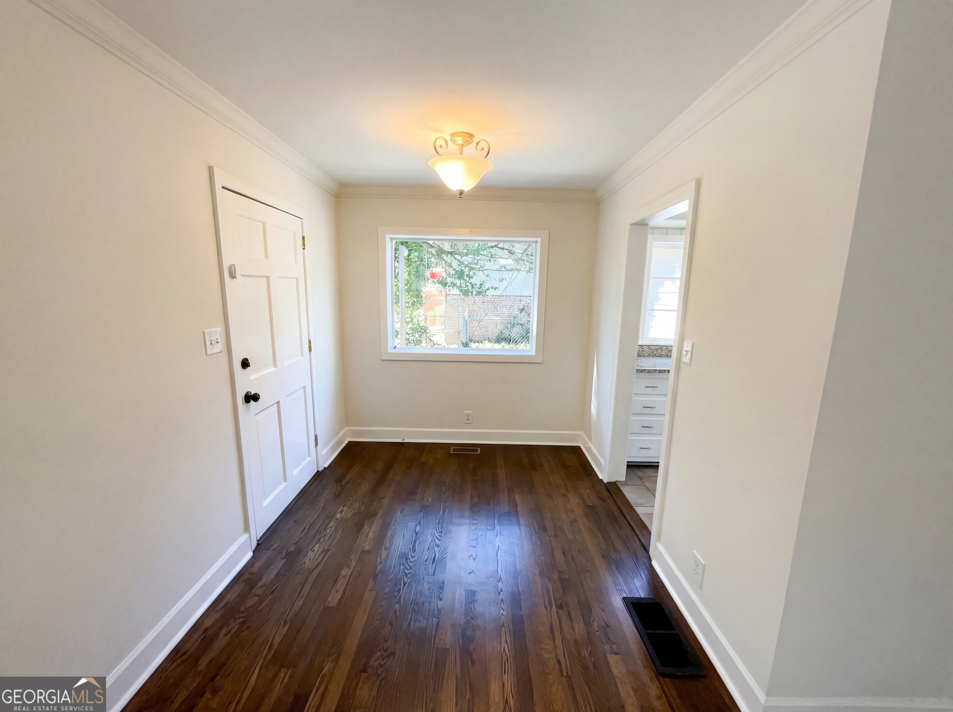 310 Terrace Street Property Photo 12