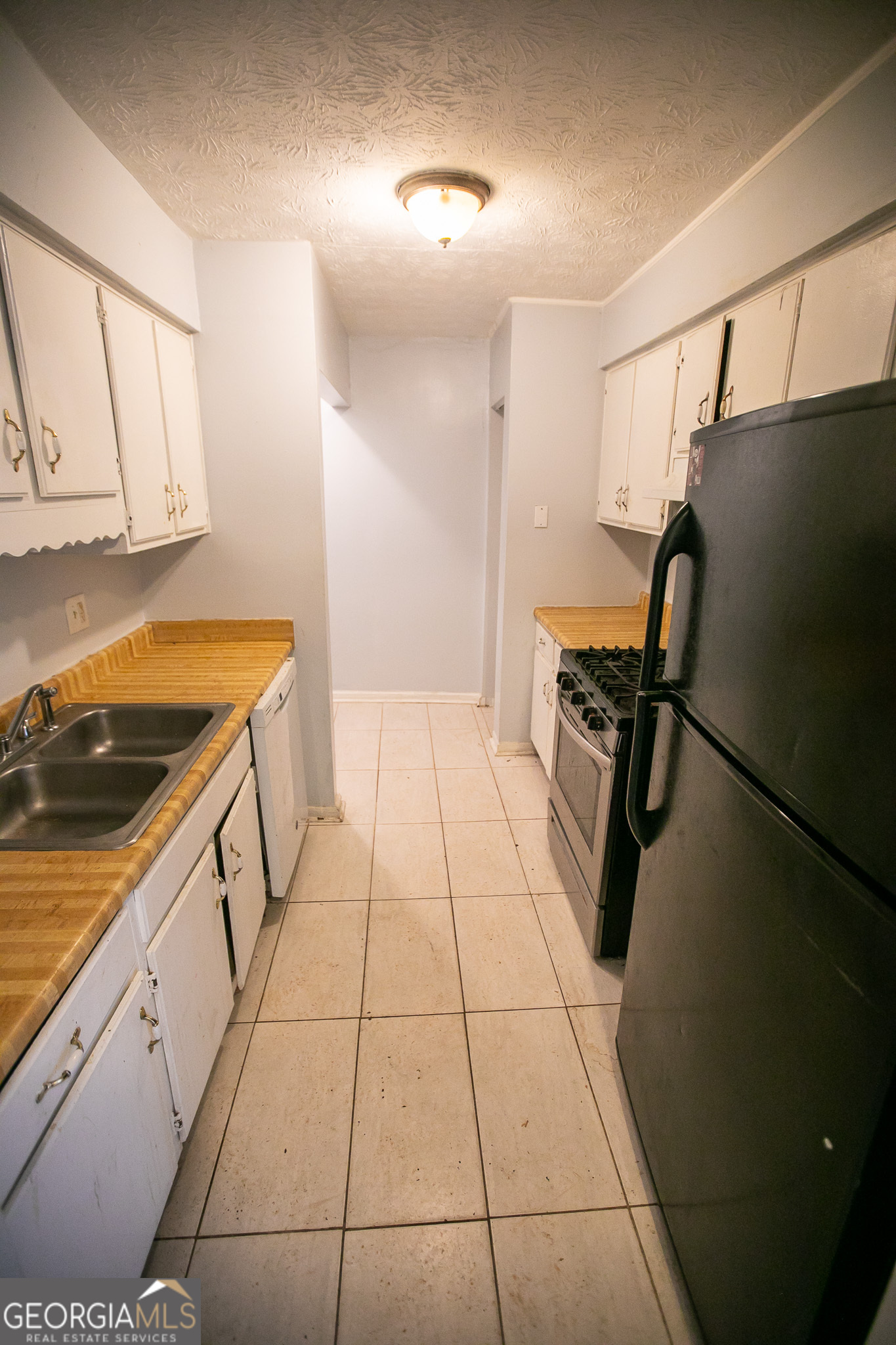4903 Martins Crossing Road Property Photo 5