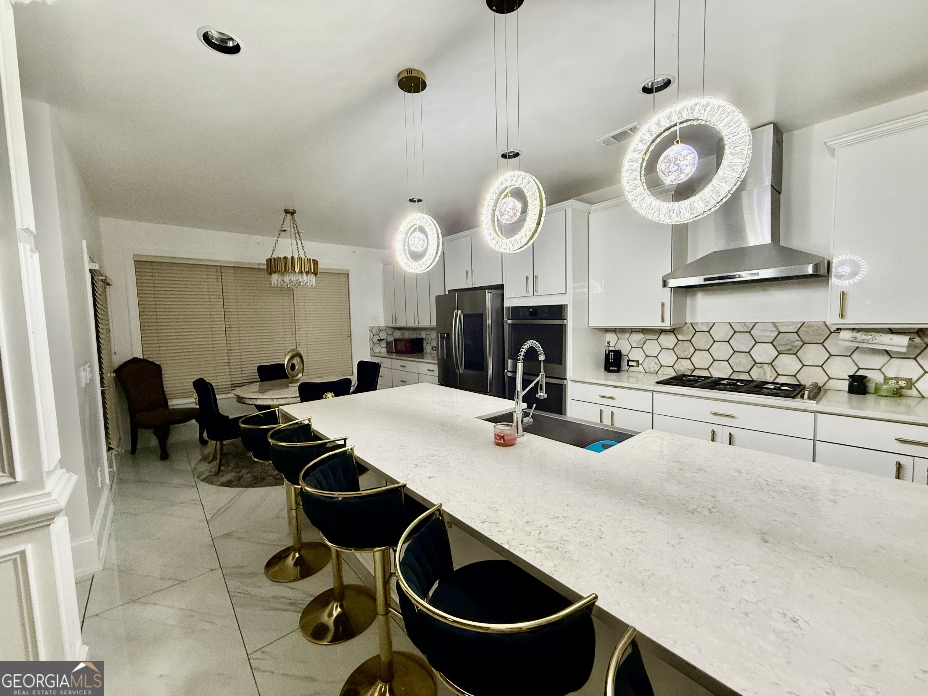 6409 Caledon Court Property Photo 15