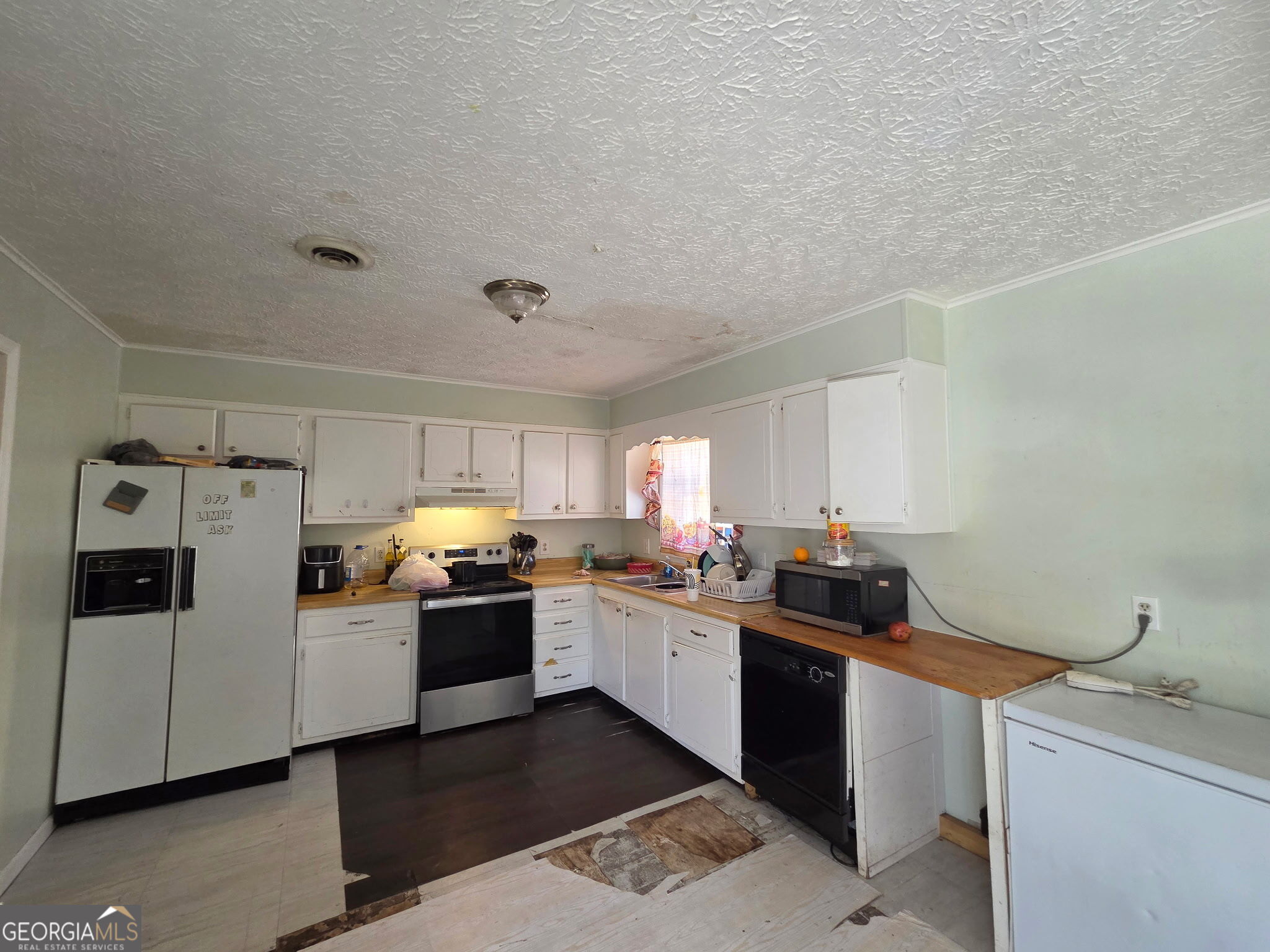 758 Hearn Road Property Photo 7