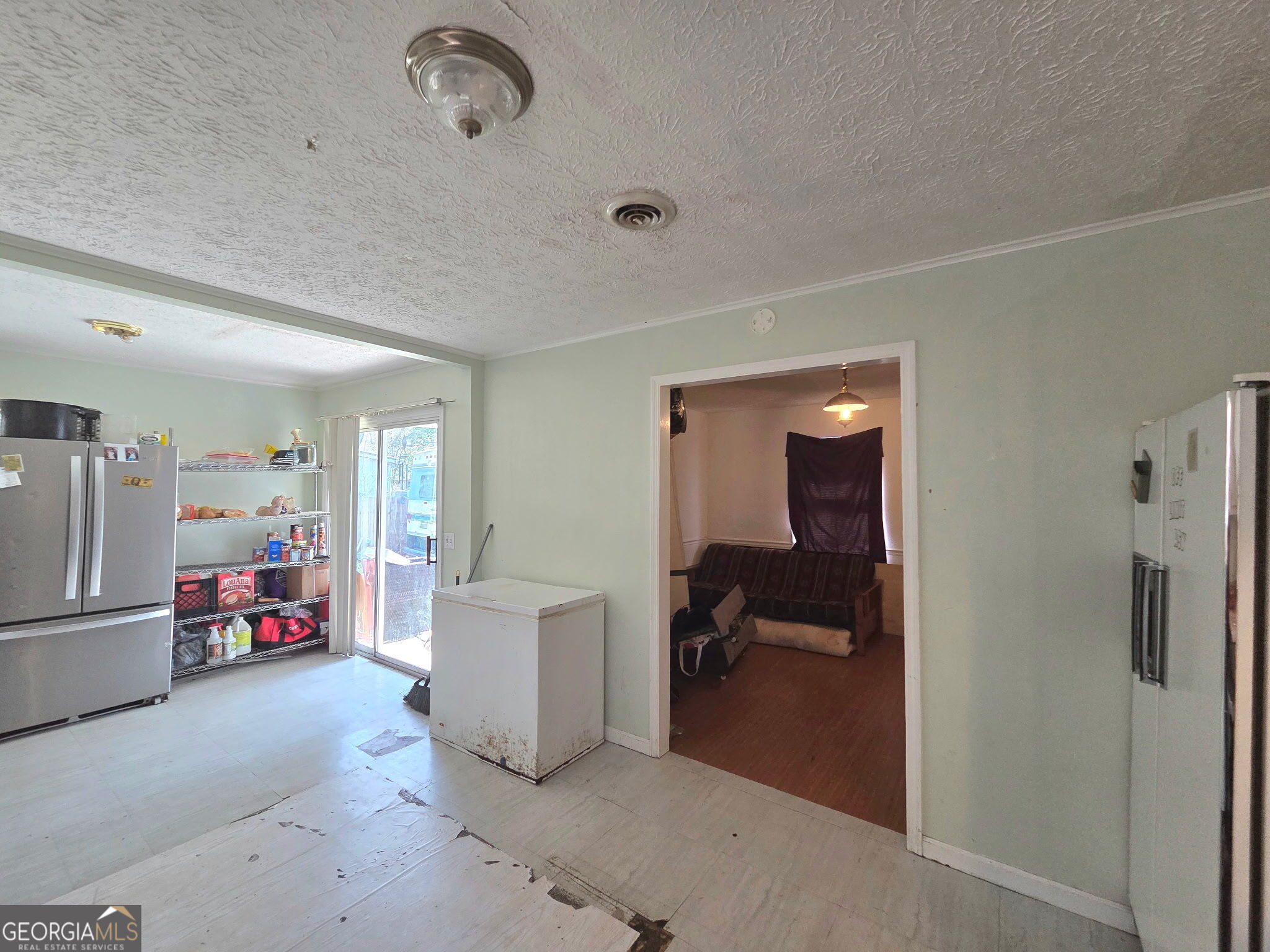 758 Hearn Road Property Photo 9