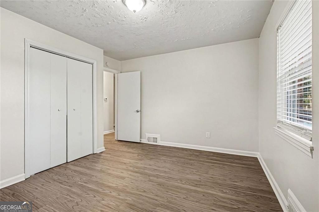 1660 Valencia Road Property Photo 12