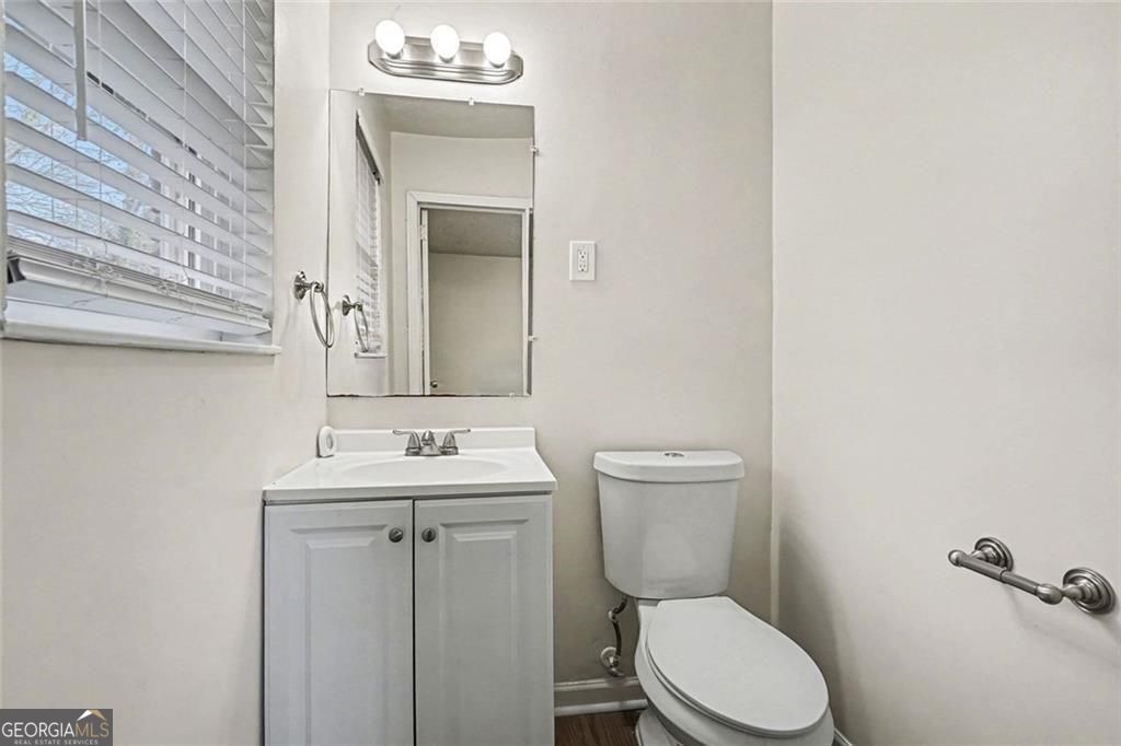 1660 Valencia Road Property Photo 14