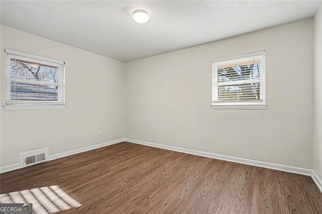 1660 Valencia Road Property Photo 18