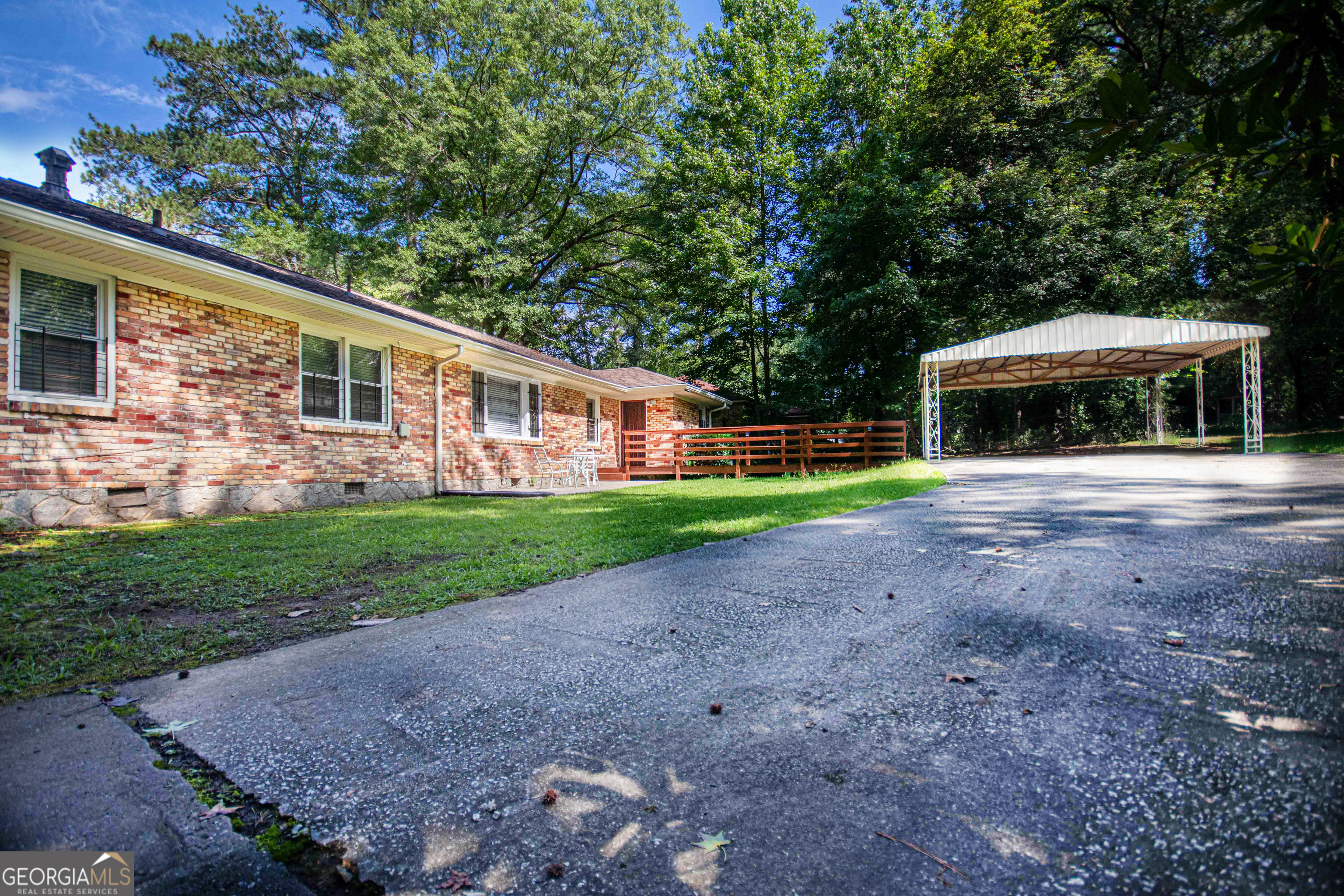 650 Lynhurst Drive Sw Property Photo 25