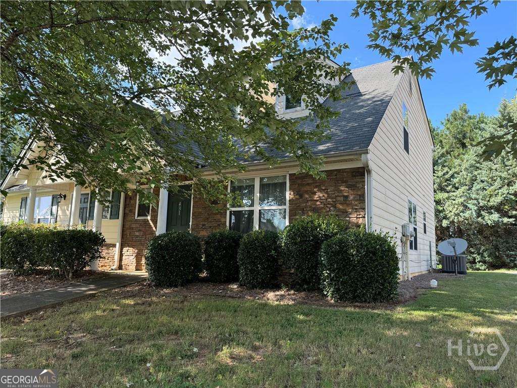 431 Bridgewater Way Property Photo 2