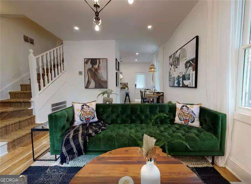 196 Reinhardt Street Property Photo 14