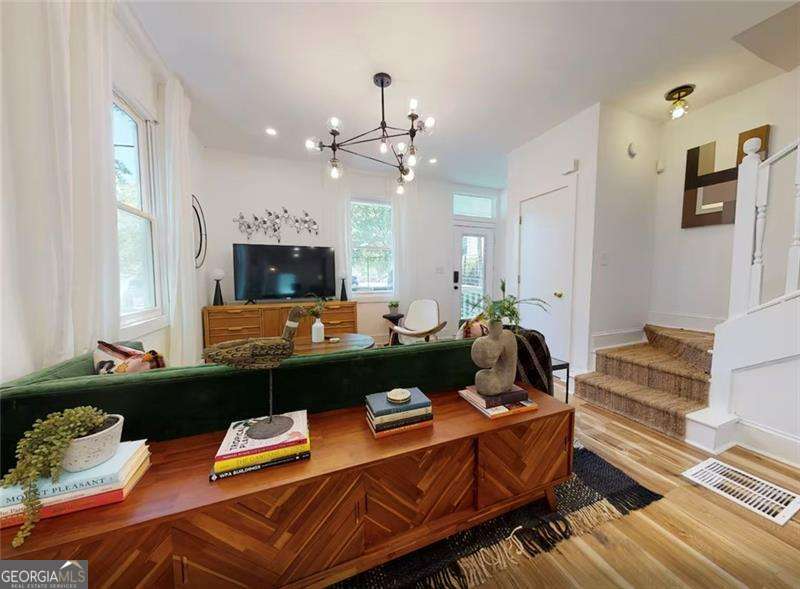 196 Reinhardt Street Property Photo 23