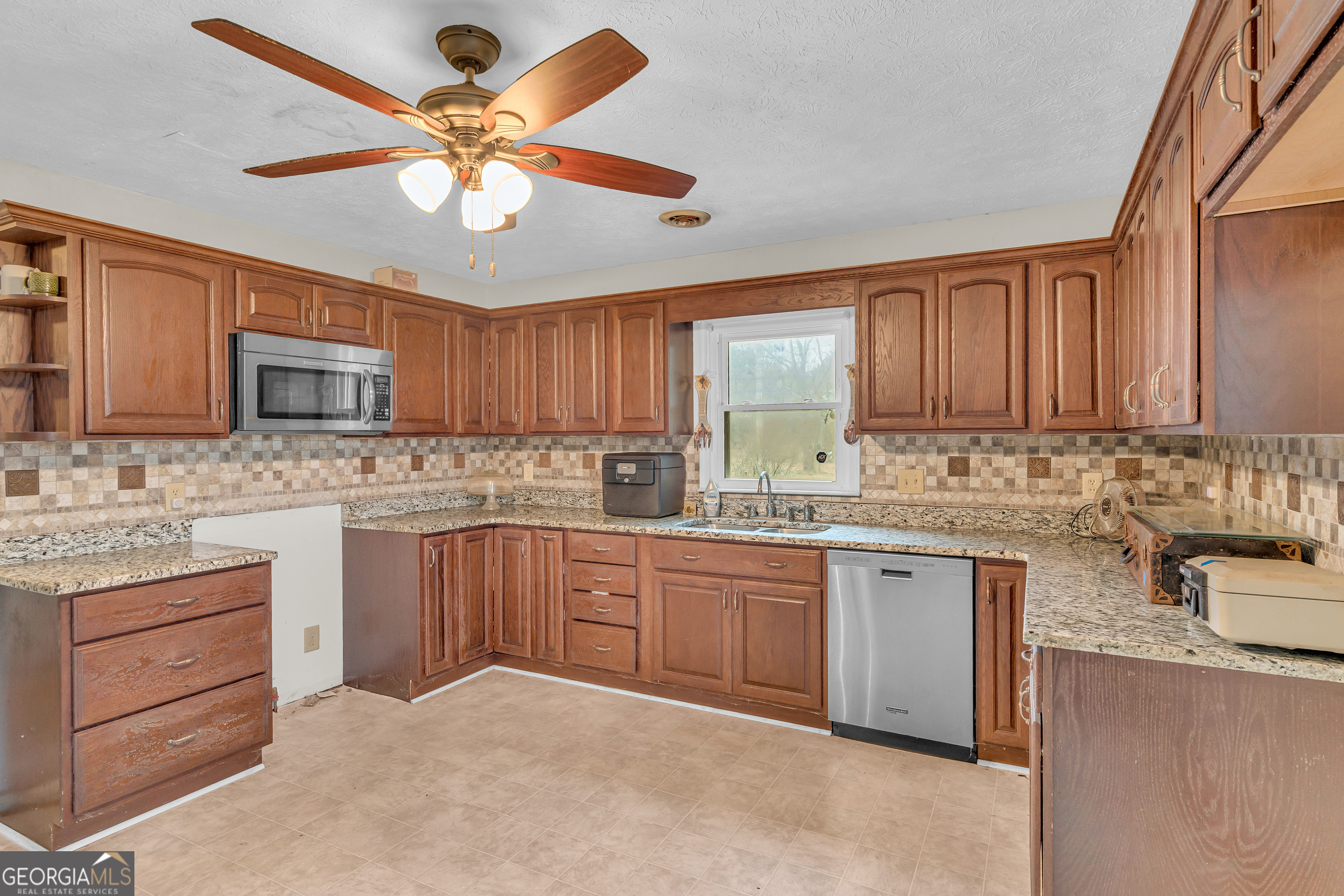 91 Almetie Drive Property Photo 28