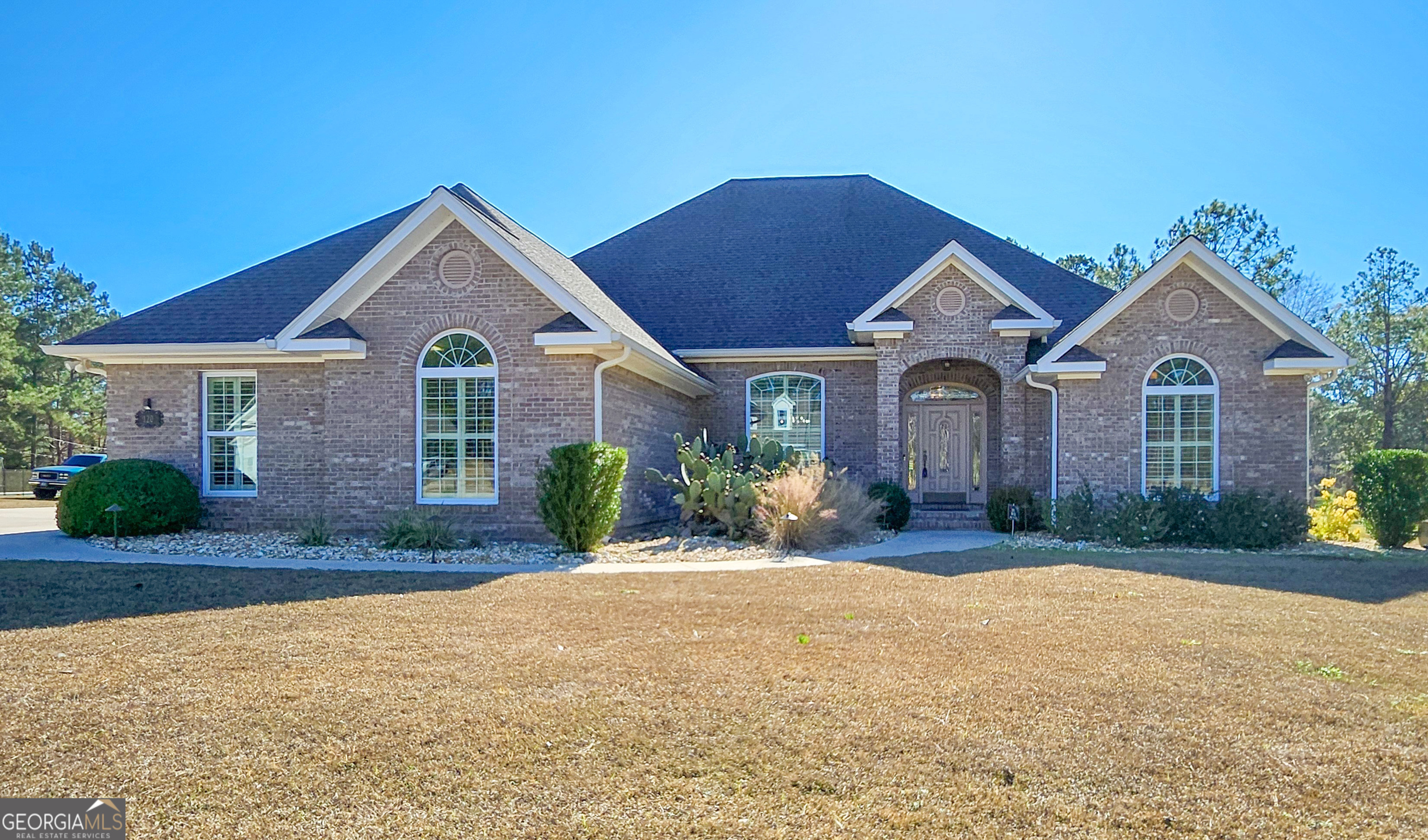 120 Sweetwater Drive Property Photo 1