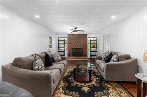 7596 Red Bud Ne Property Photo 8