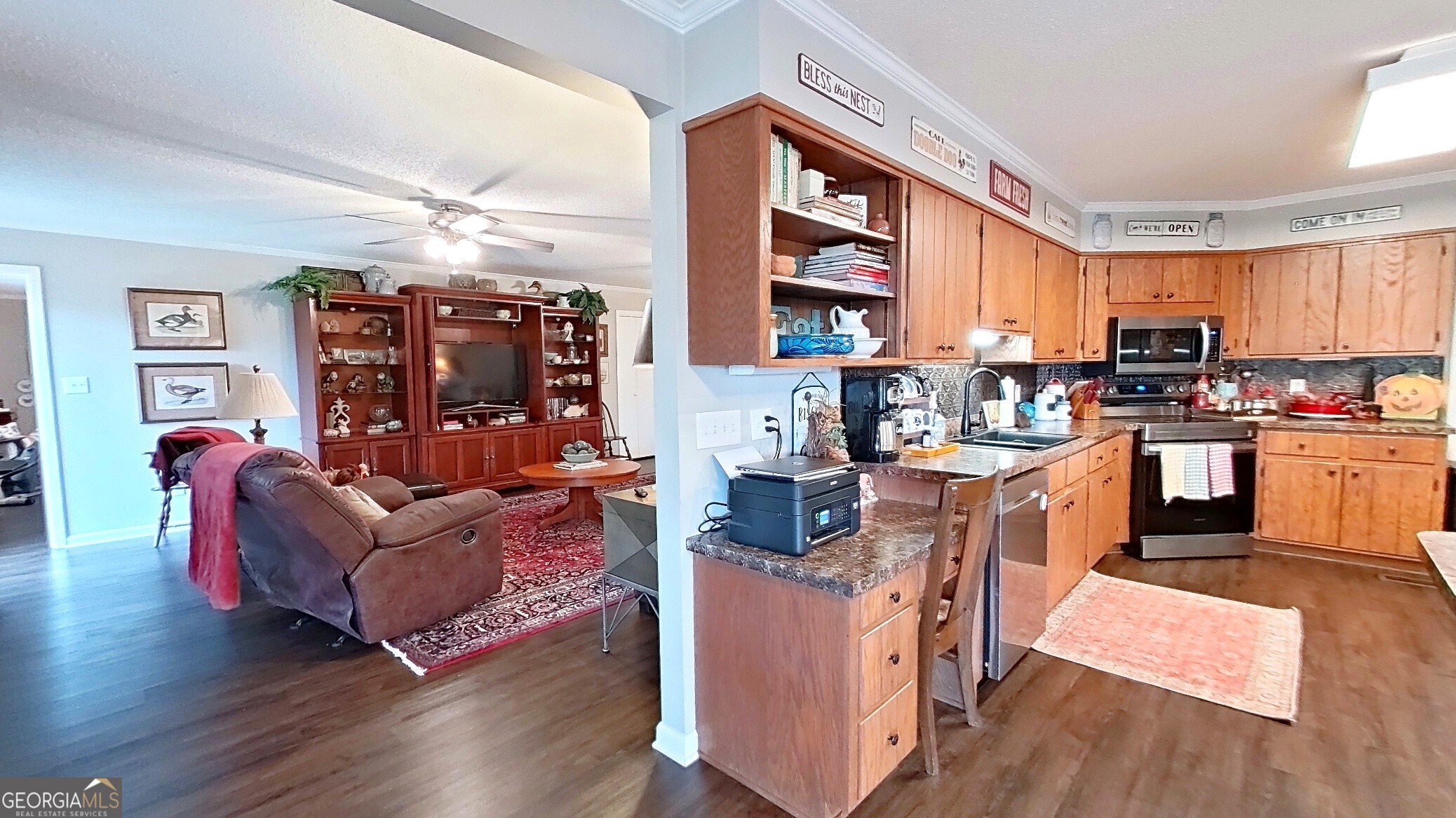 290 Long Road Property Photo 15