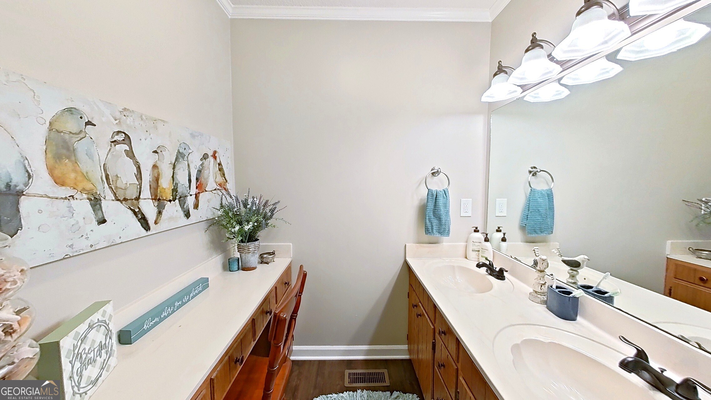 290 Long Road Property Photo 26