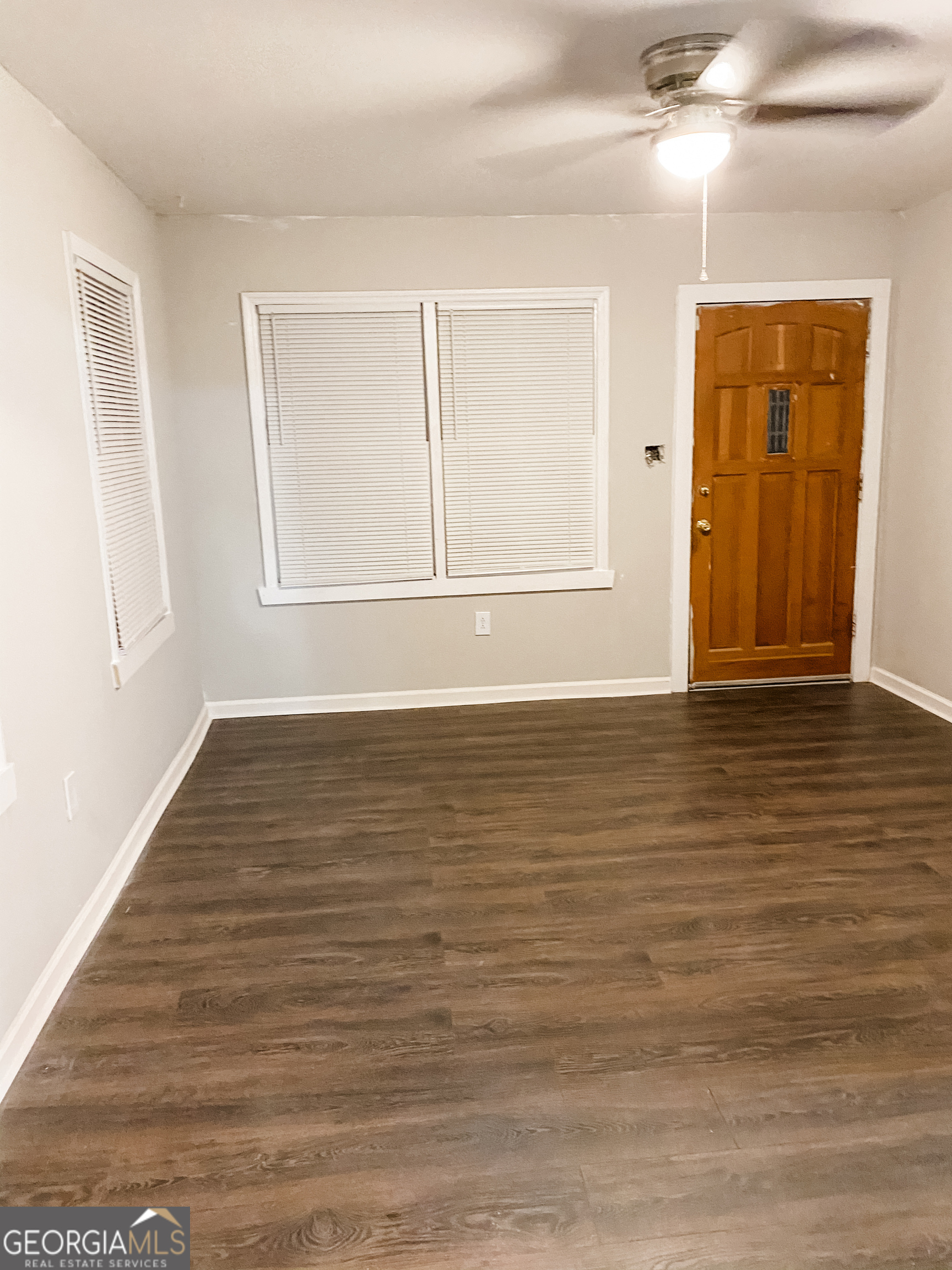 618 Robinson Drive Property Photo 2