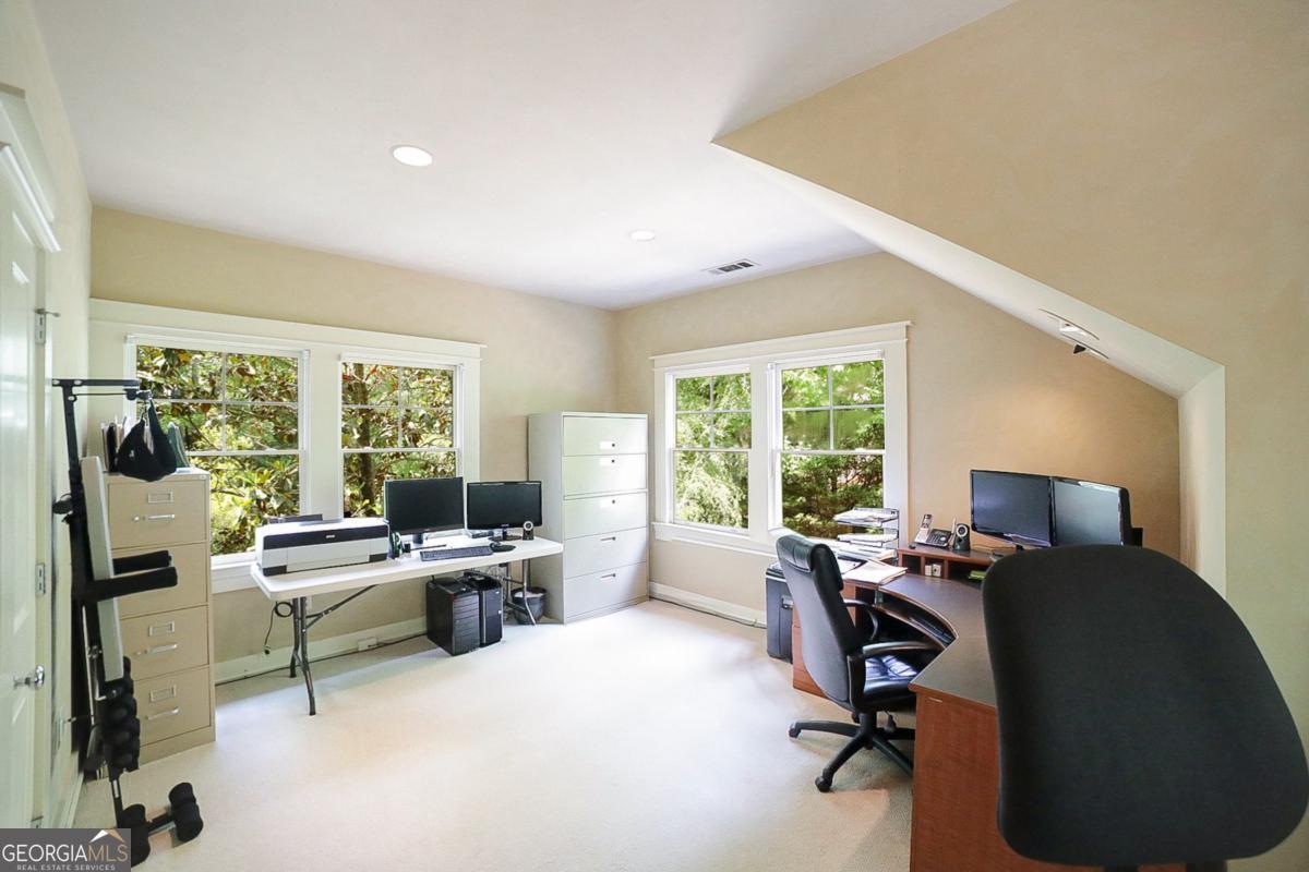 500 Kingston Road Property Photo 26