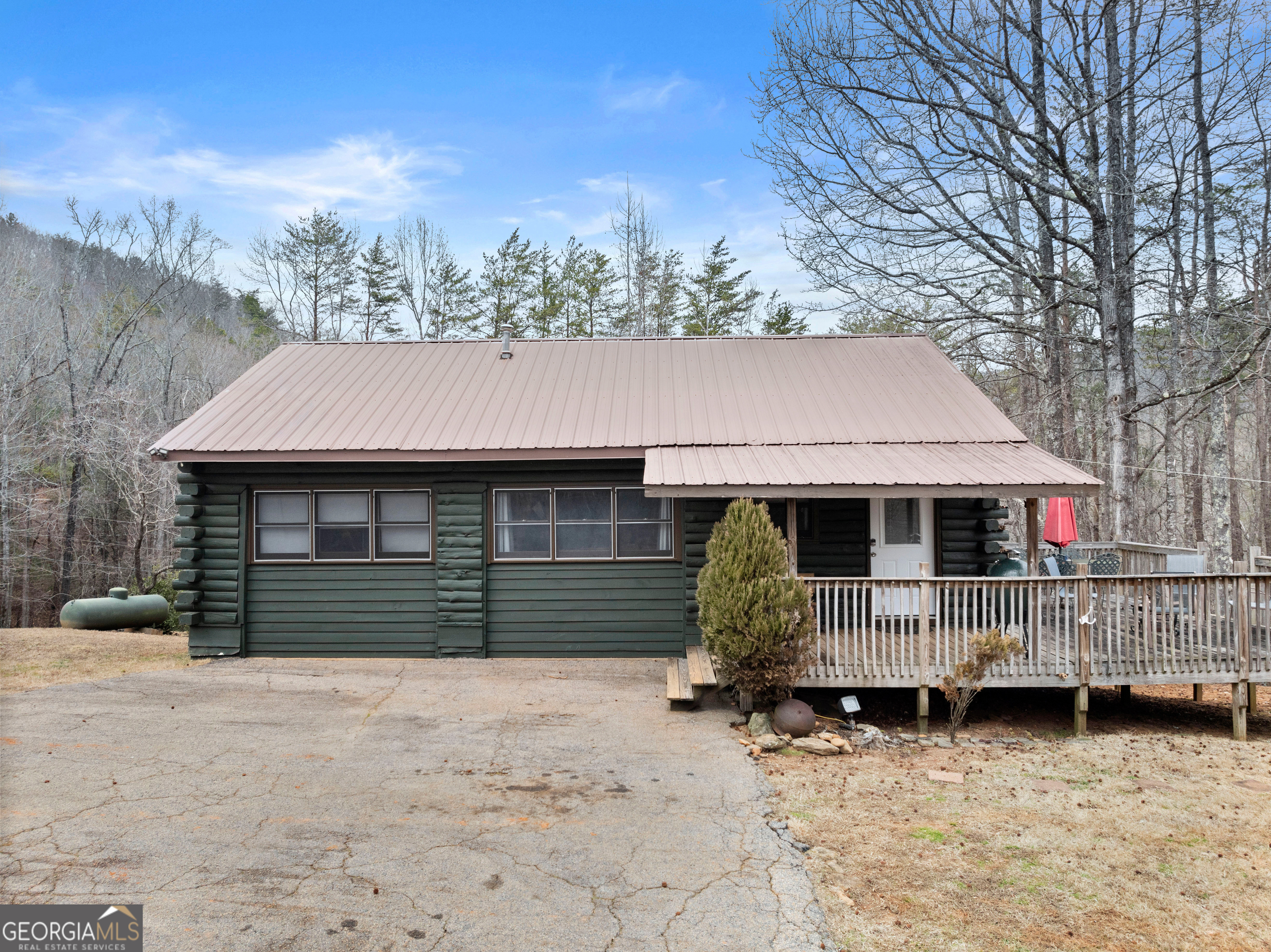 503 Edwards Parkway Property Photo 1