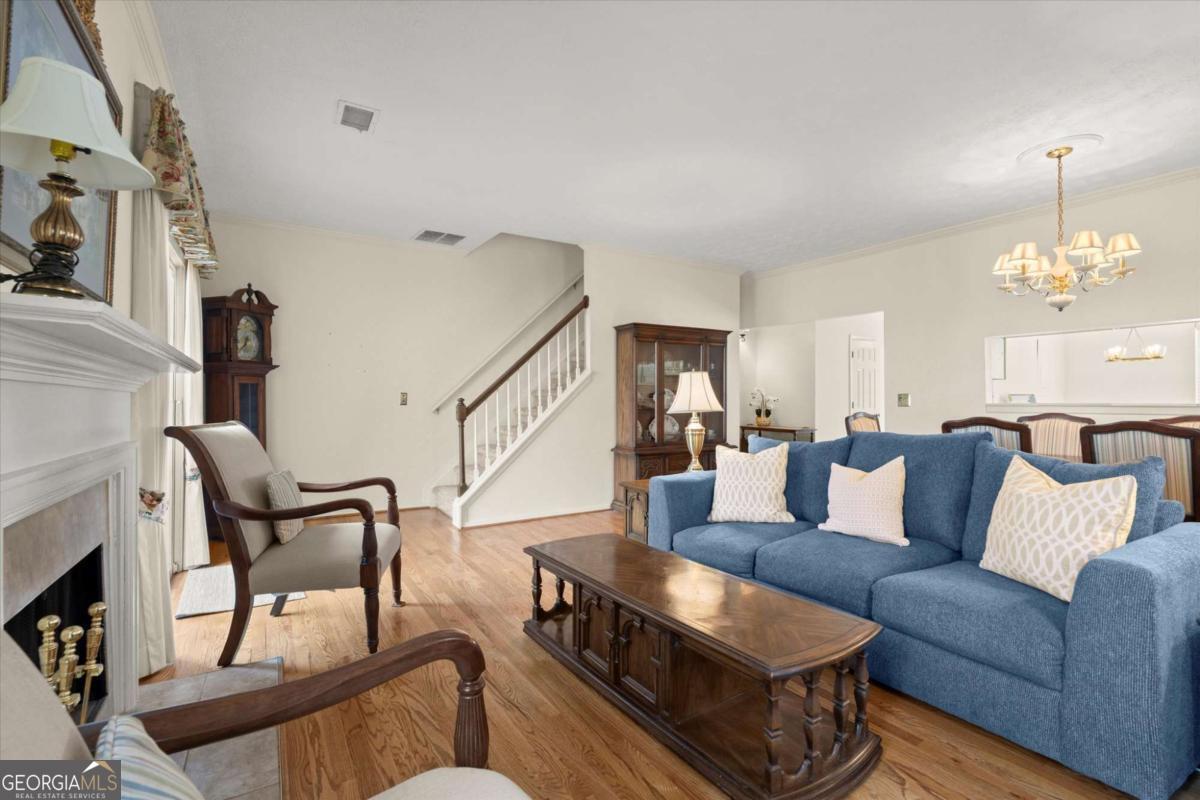 3657 Monticello Commons Property Photo 8