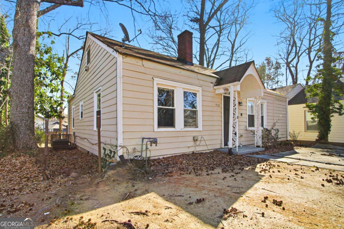 926 Lawton Street Sw Property Photo 2
