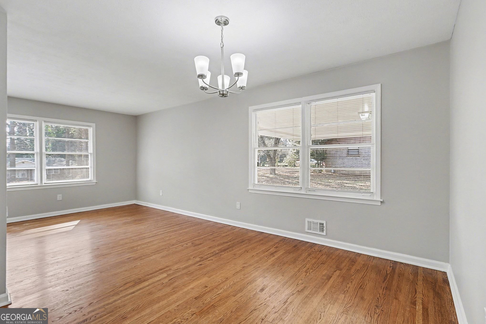 1489 Pine Drive Property Photo 8
