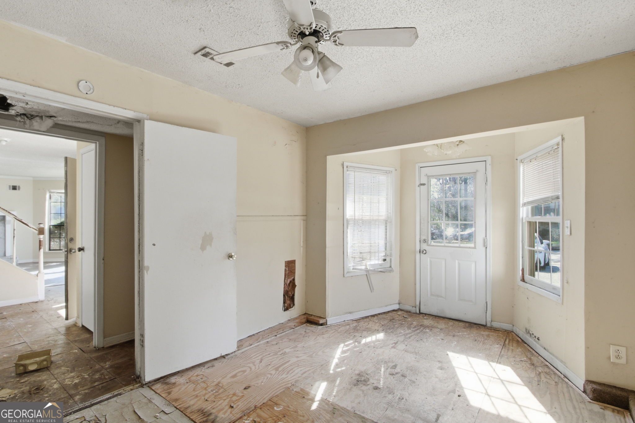 5452 Forest Path Court Property Photo 14
