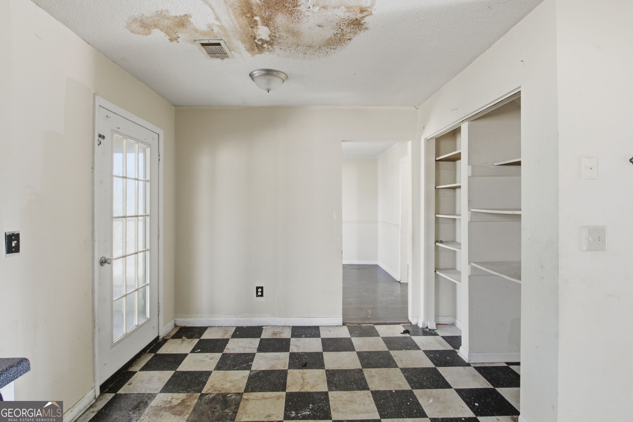 5452 Forest Path Court Property Photo 22