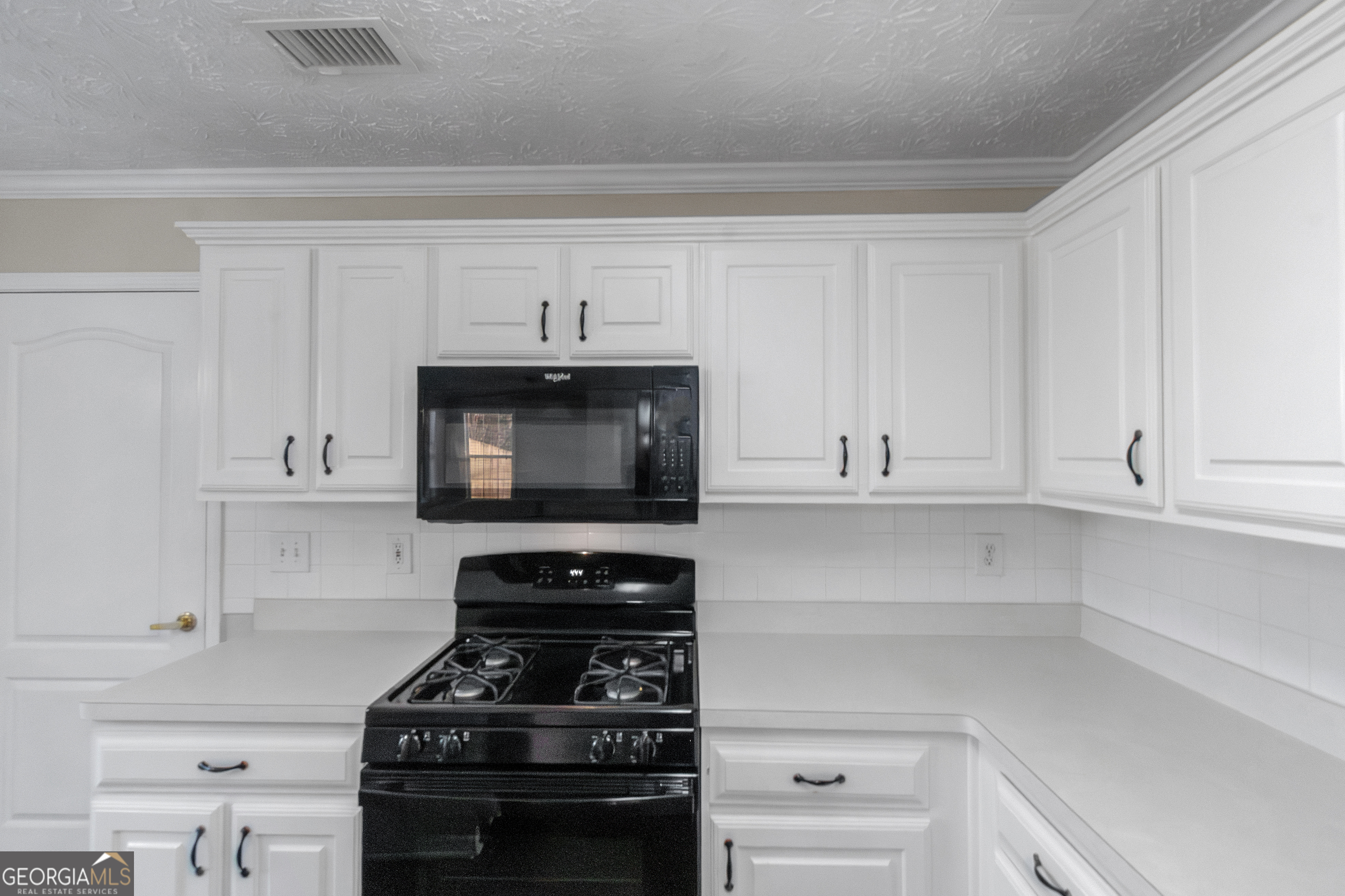 112 Wyckliffe Drive Property Photo 14