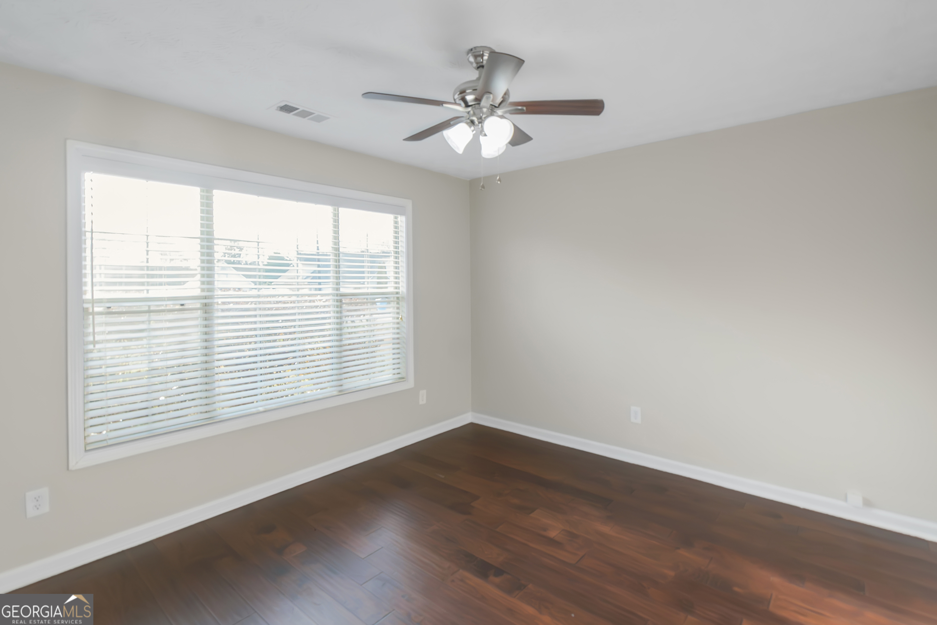 112 Wyckliffe Drive Property Photo 17