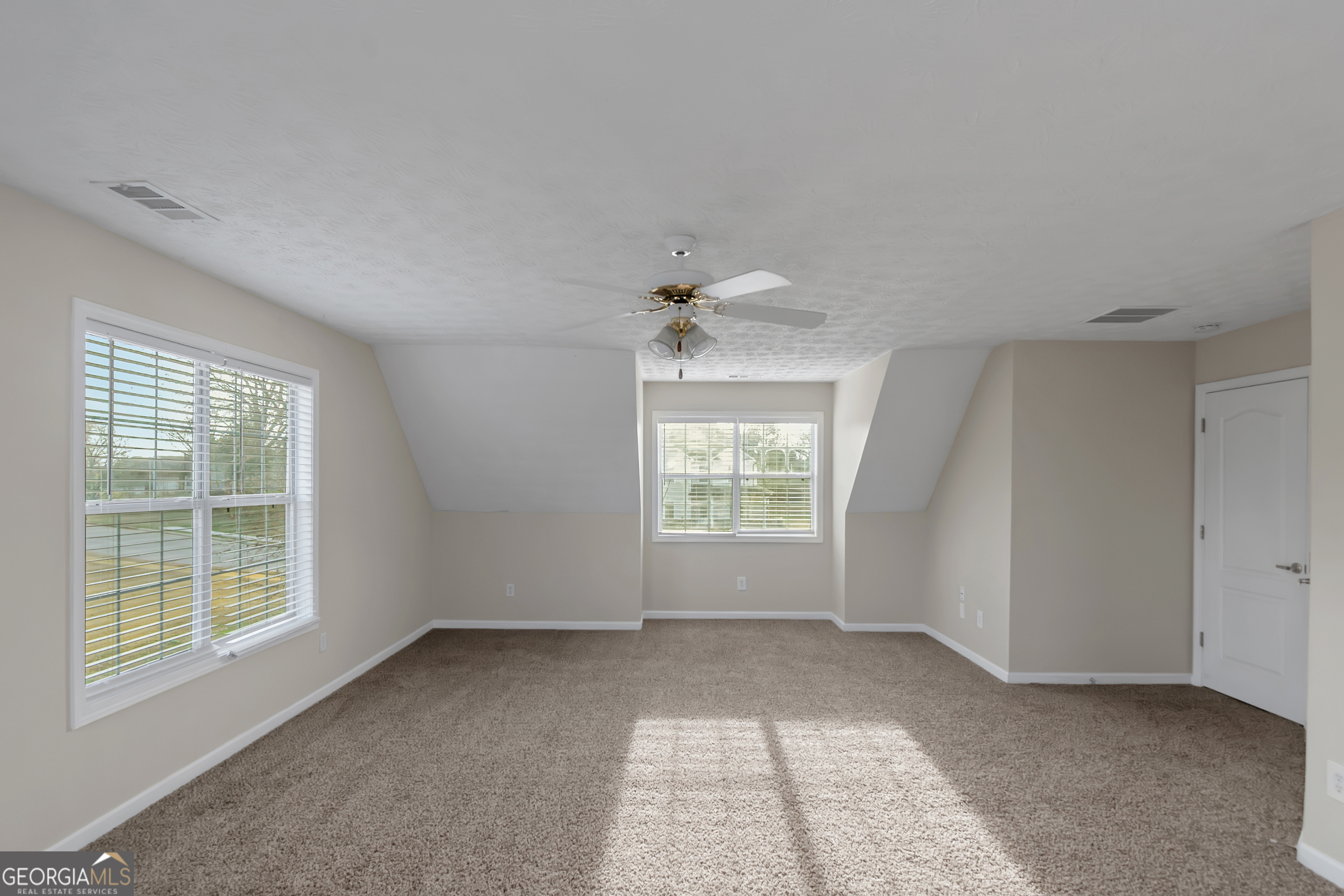 112 Wyckliffe Drive Property Photo 33