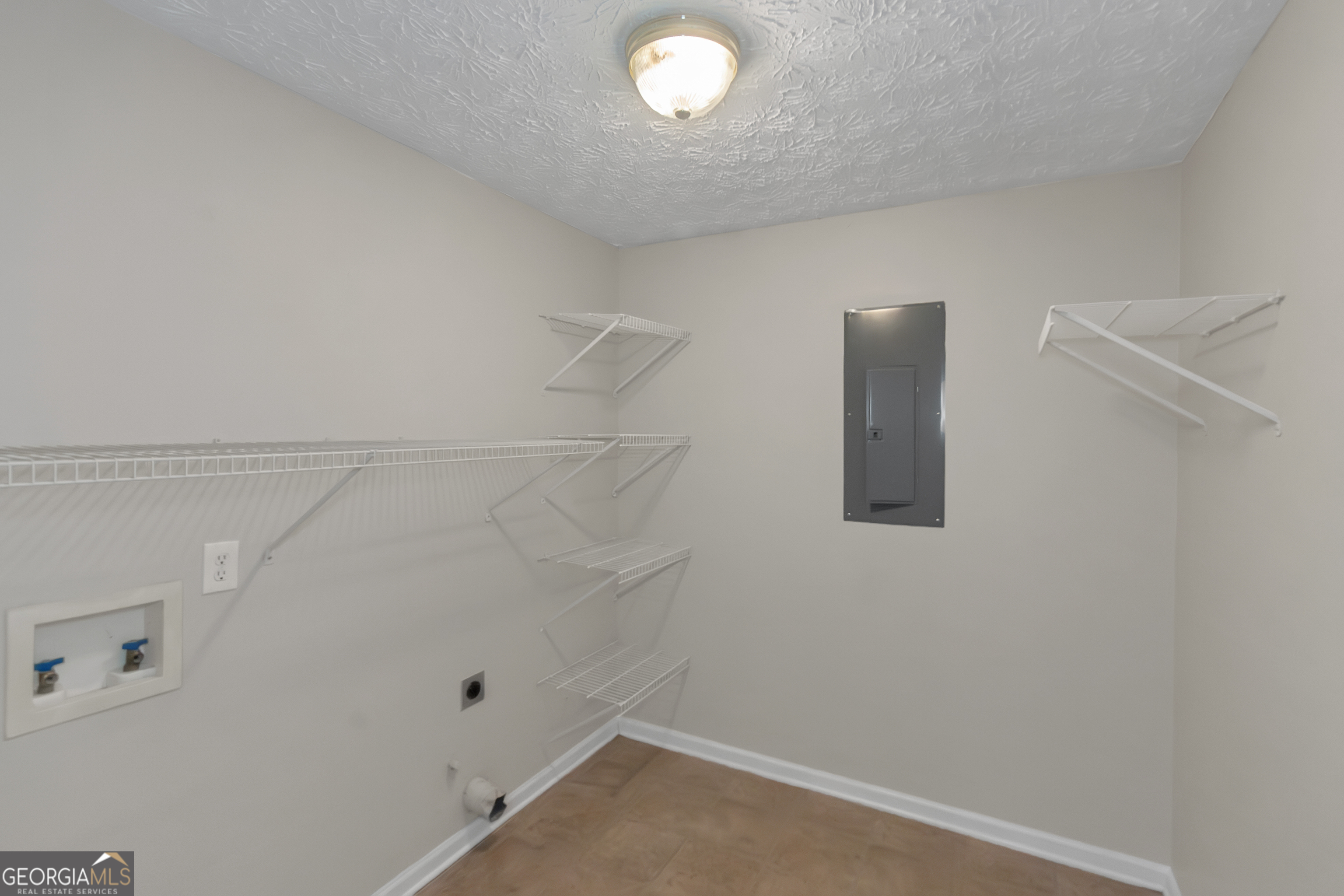 112 Wyckliffe Drive Property Photo 36