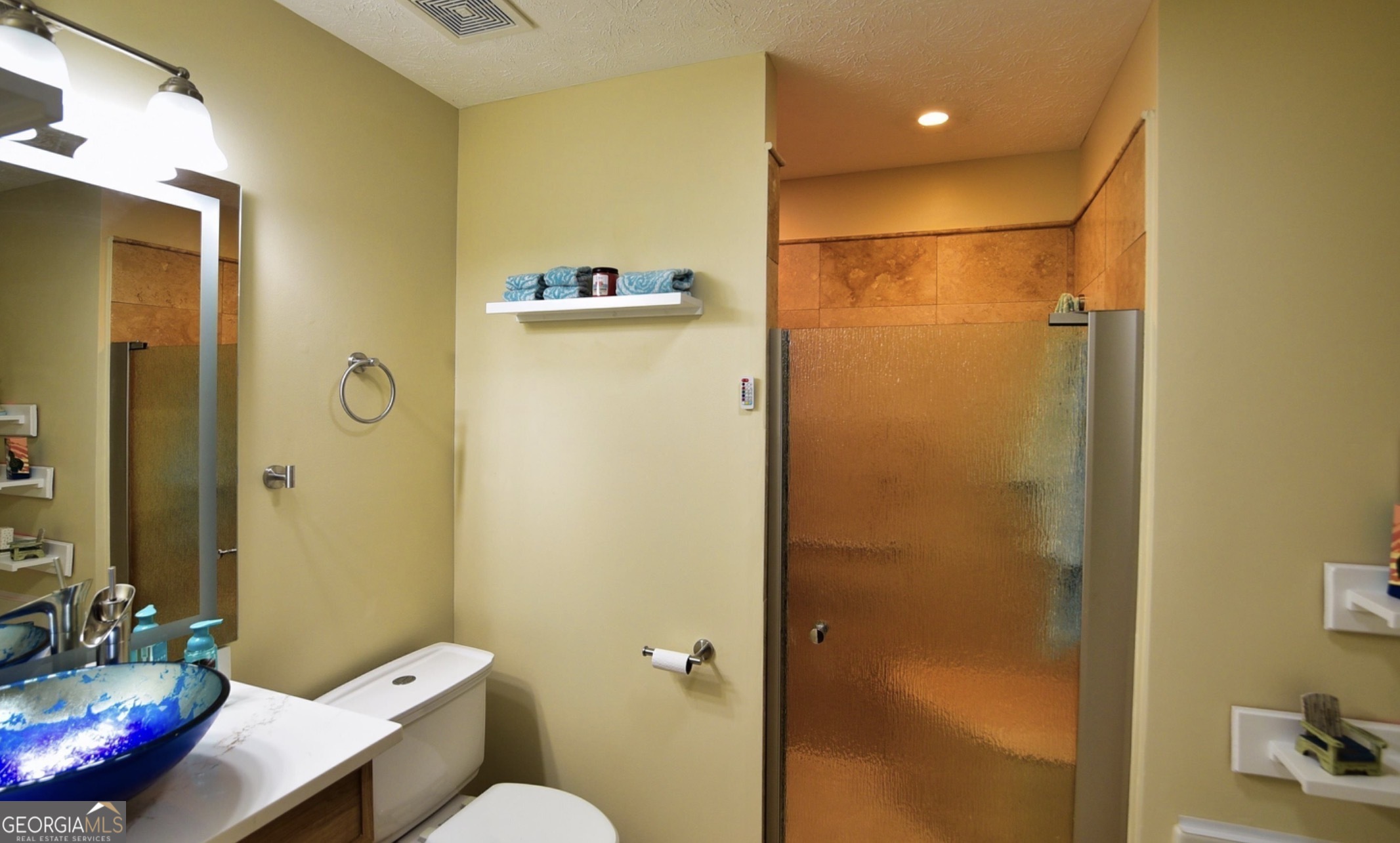 105 Redwood Drive Property Photo 12