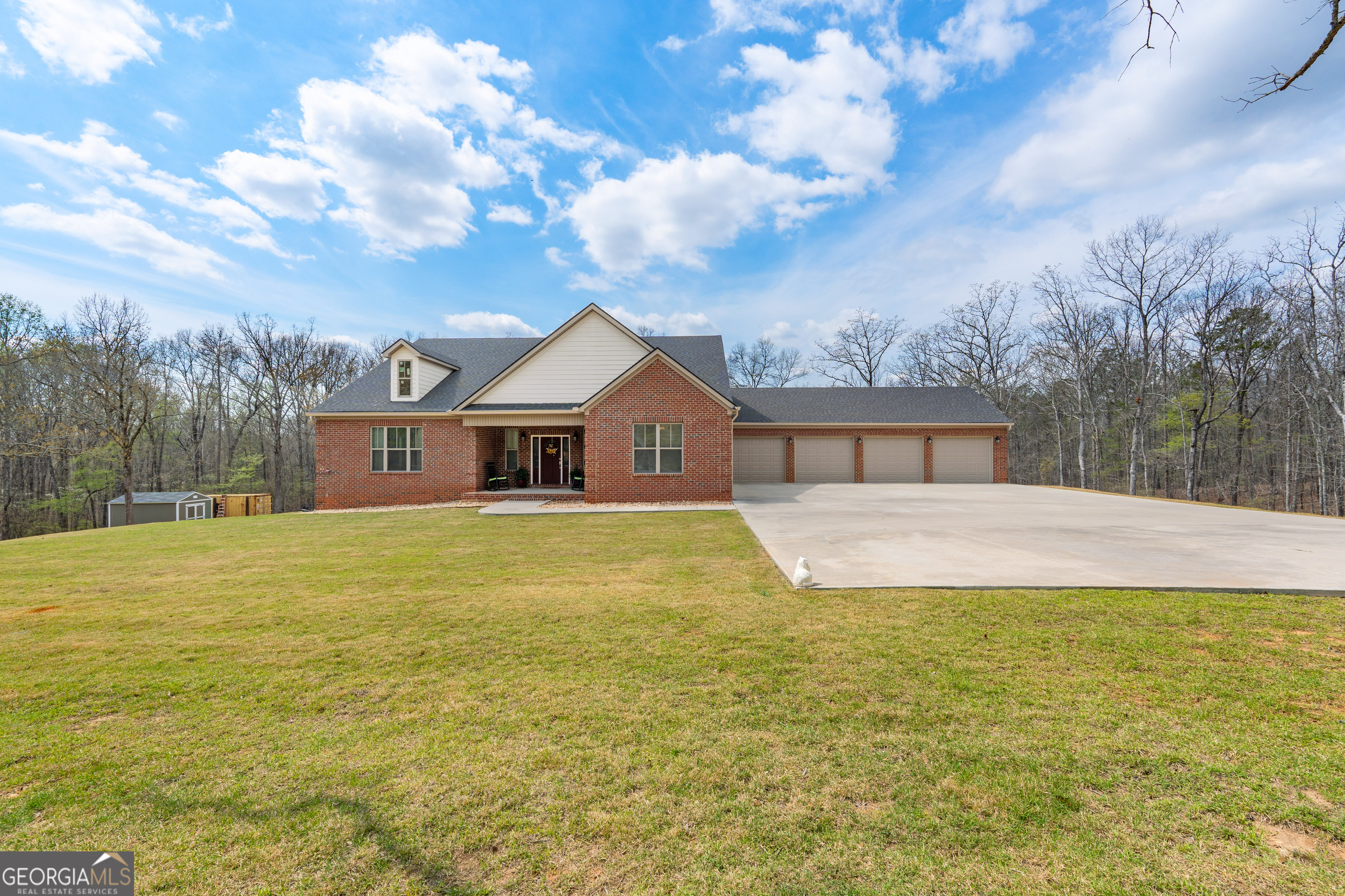 733 Cherry Road Property Photo 4