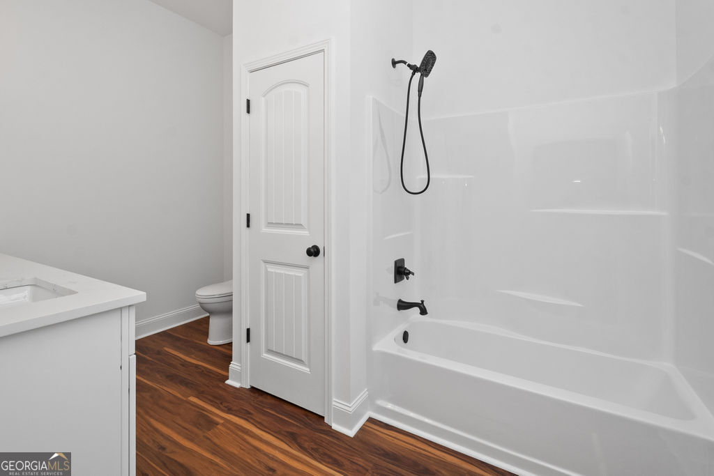 1000 Foxcroft Drive Property Photo 37