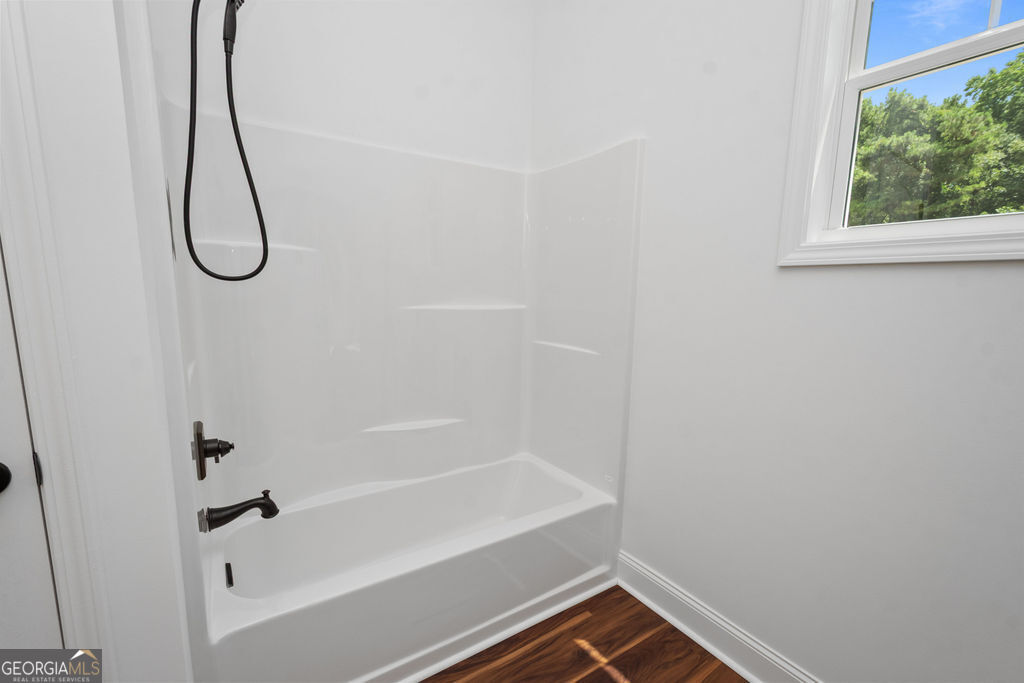 1000 Foxcroft Drive Property Photo 39