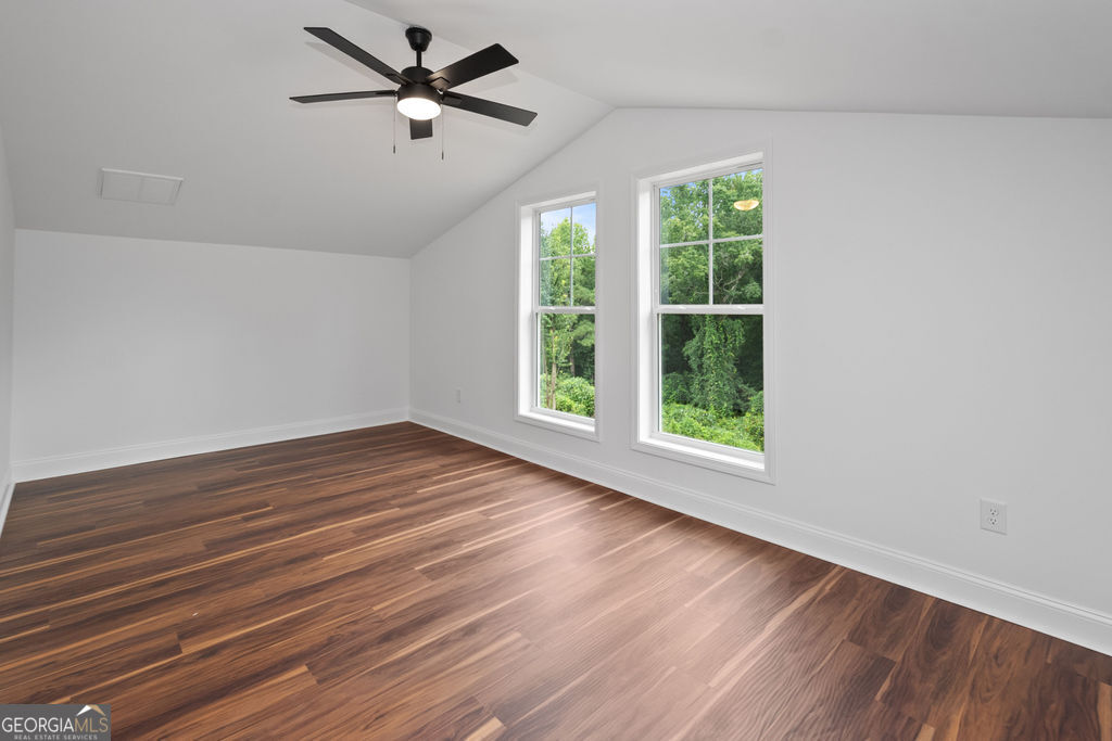 1000 Foxcroft Drive Property Photo 47