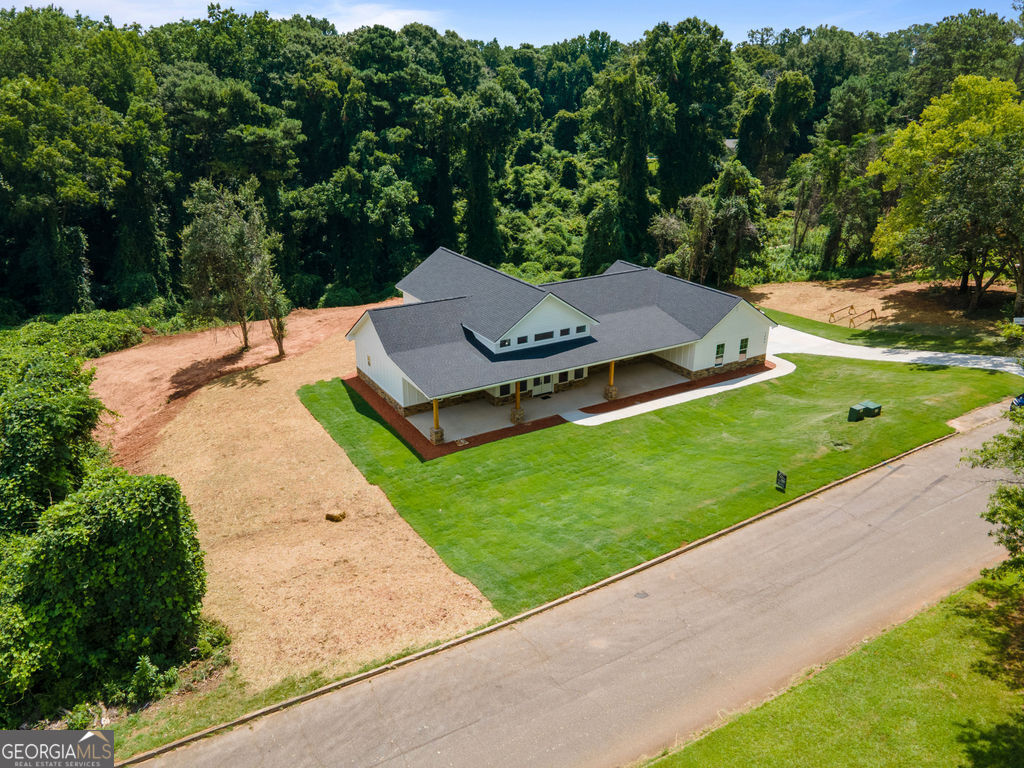 1000 Foxcroft Drive Property Photo 49