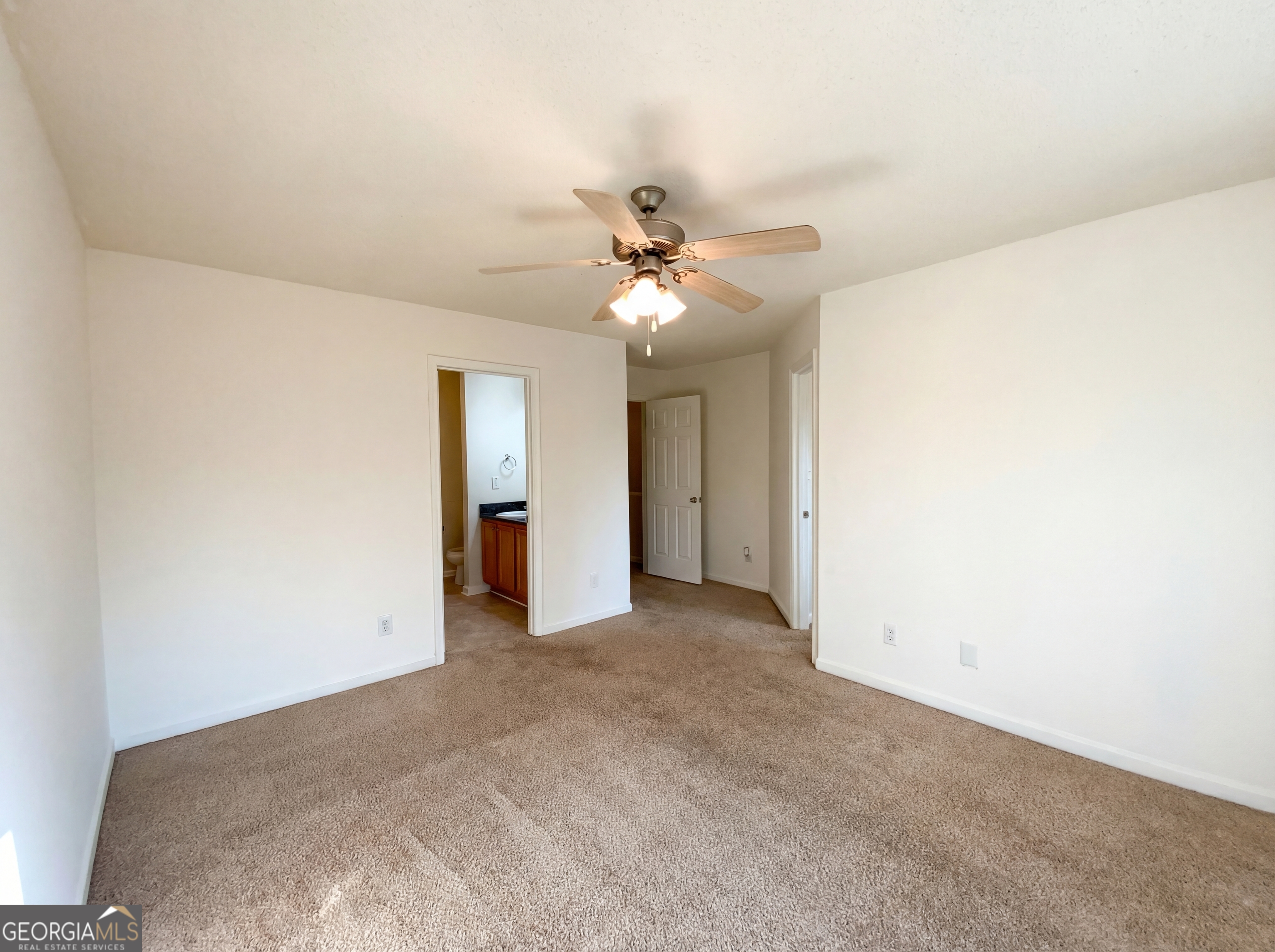 8506 Kaden Drive Property Photo 5
