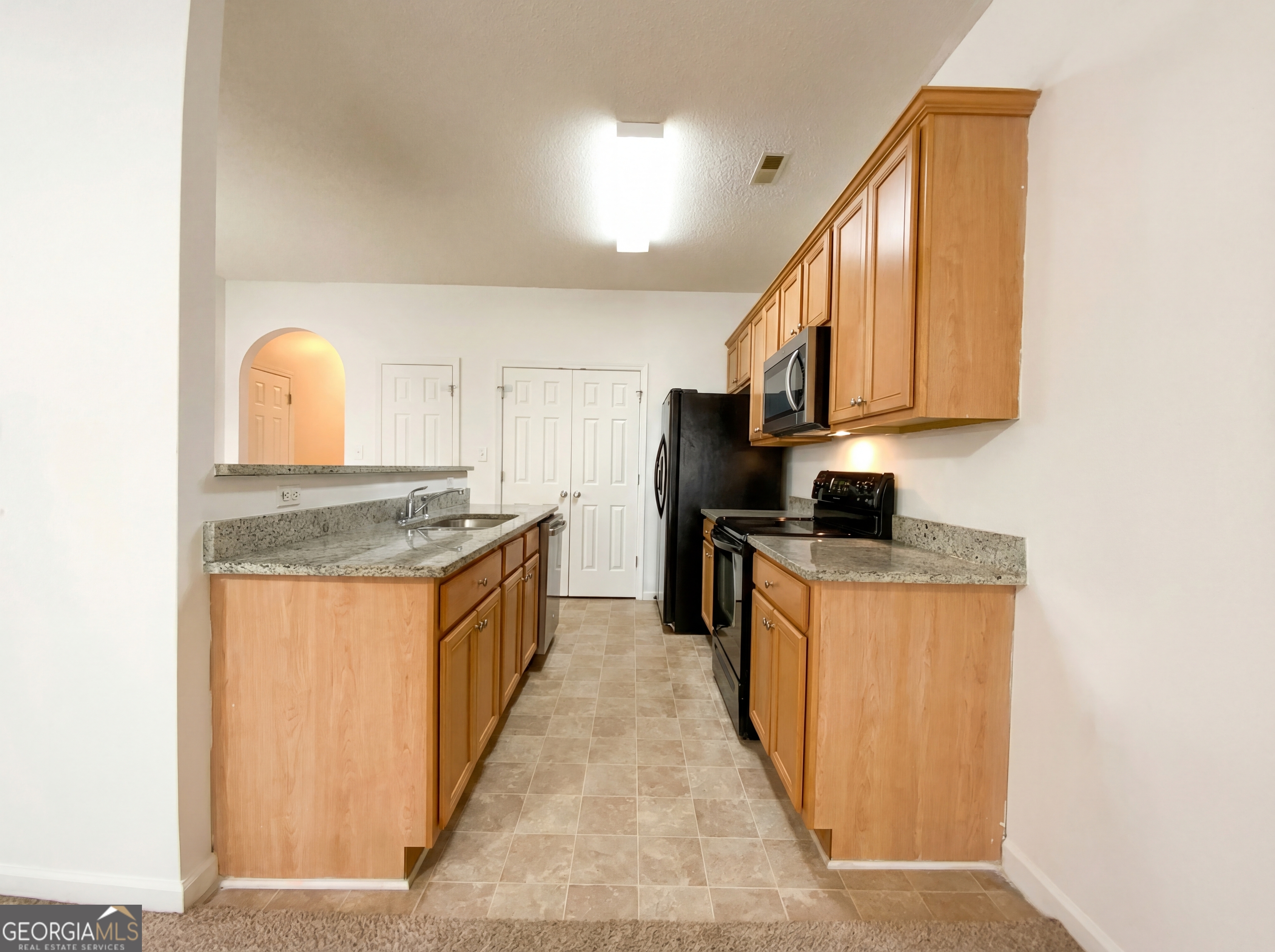 8506 Kaden Drive Property Photo 6