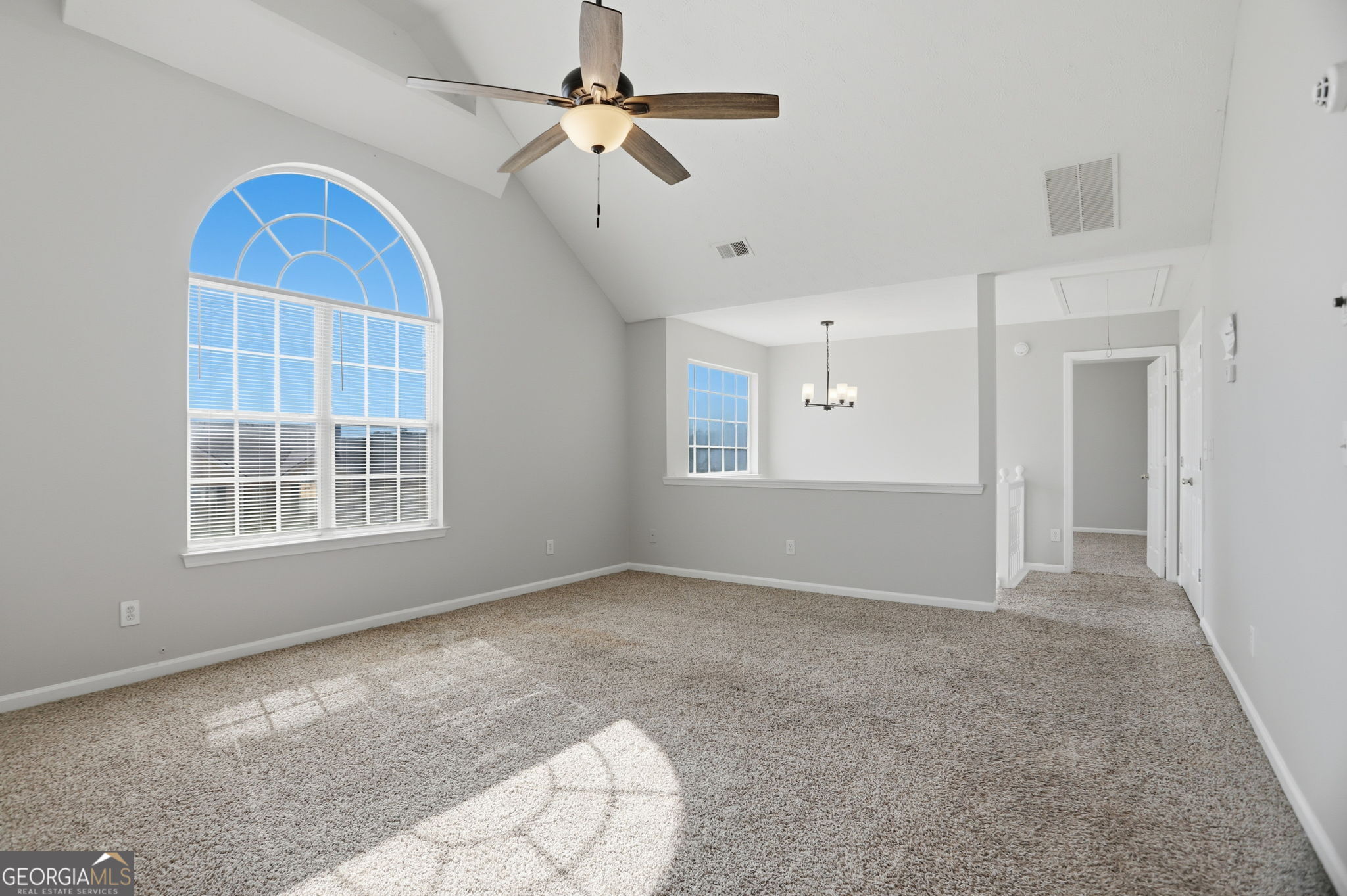2631 S Hills Parkway Property Photo 15