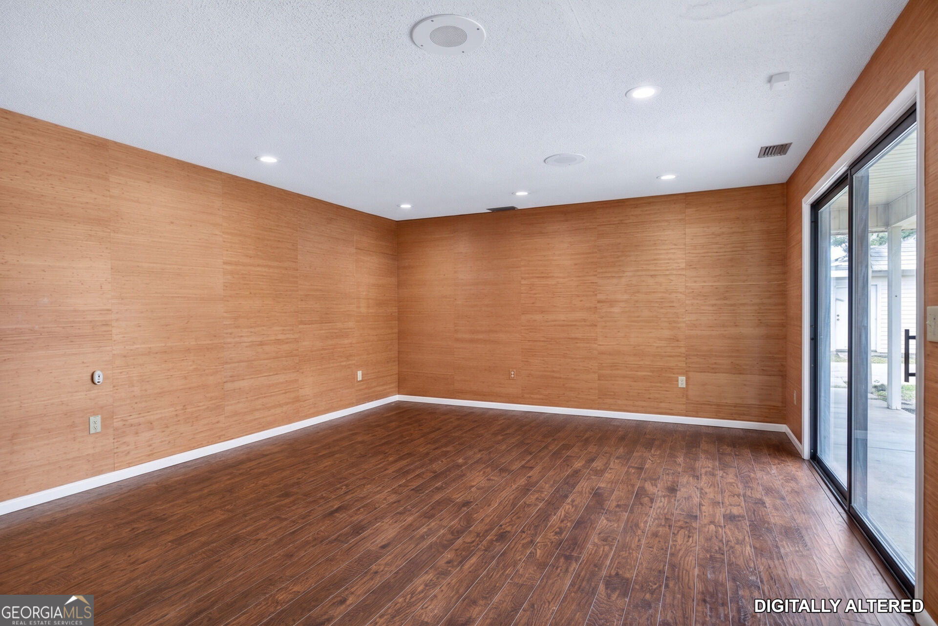 102 Stuart Street Property Photo 19