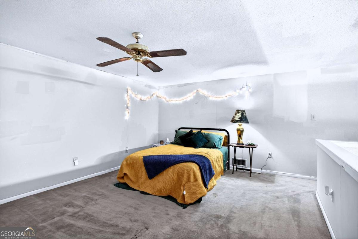 102 Stuart Street Property Photo 37