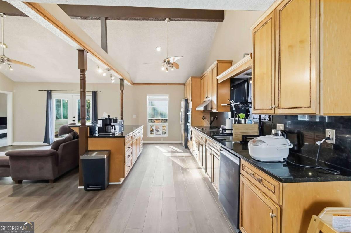 2170 Hunters Ridge Drive Property Photo 11