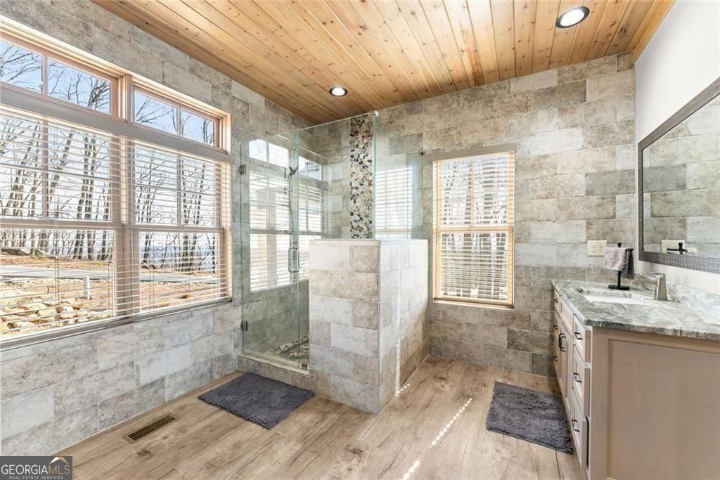 655 Mountainside Drive Property Photo 25