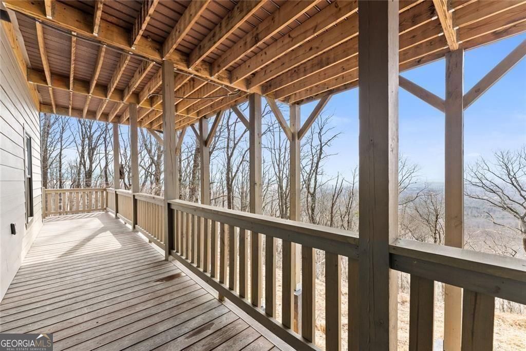 655 Mountainside Drive Property Photo 43