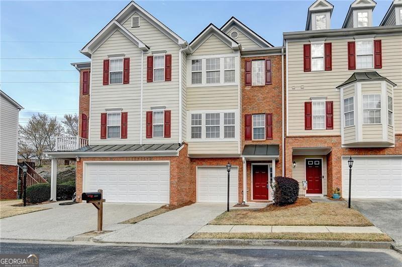 5987 Turfway Park Court Property Photo 1