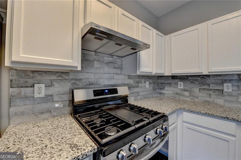 5987 Turfway Park Court Property Photo 14